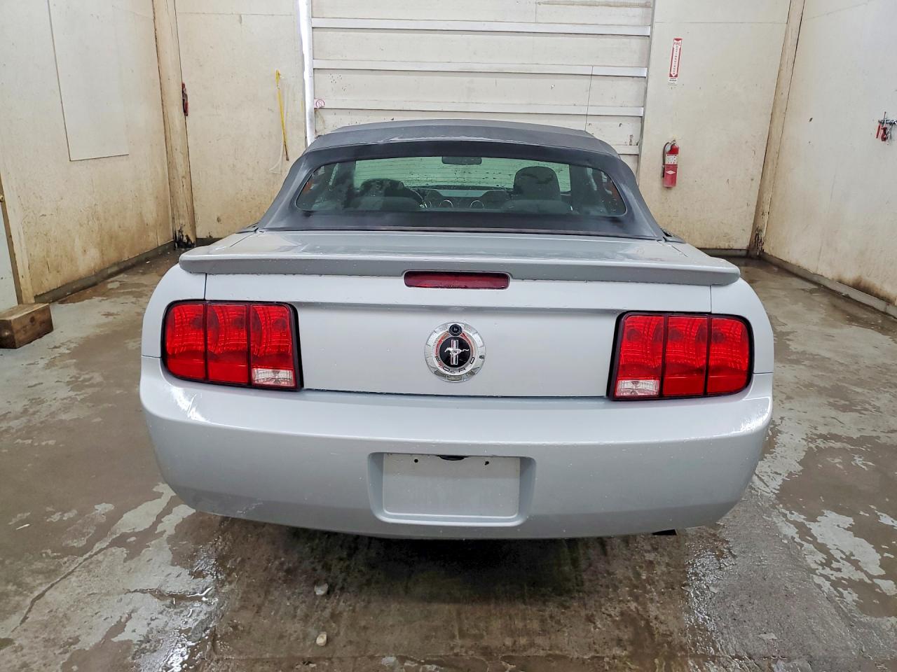2007 Ford Mustang Silver vin: 1ZVFT84N075201347