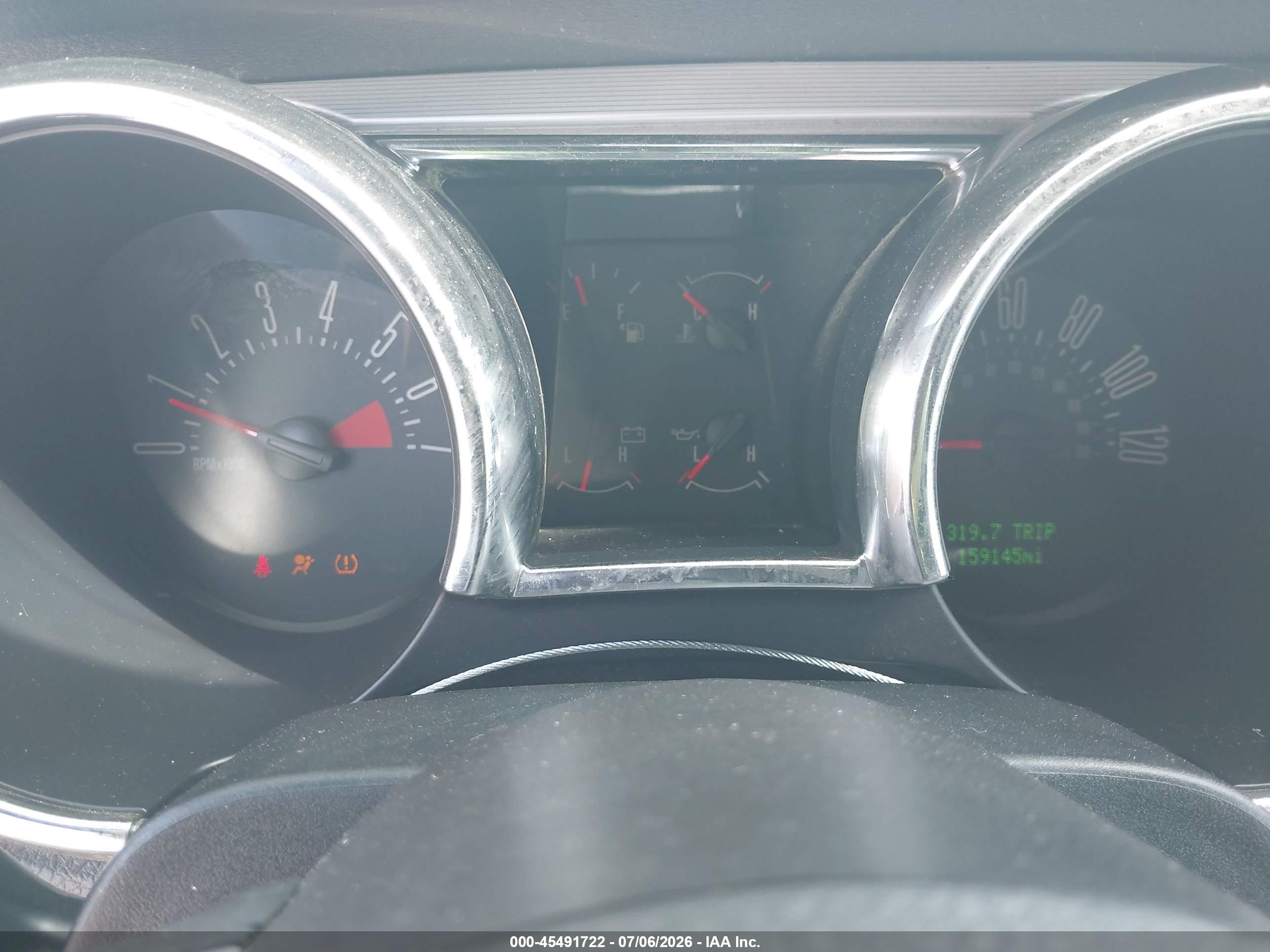 2007 Ford Mustang V6 Deluxe/v6 Premium White vin: 1ZVFT84N075239435