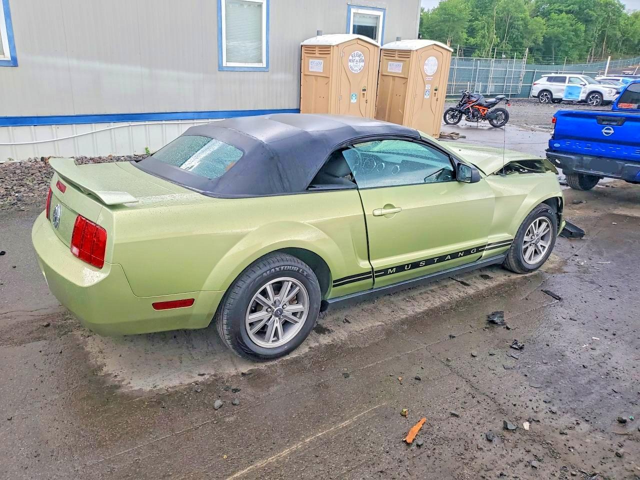 2005 Ford Mustang Green vin: 1ZVFT84N155204058