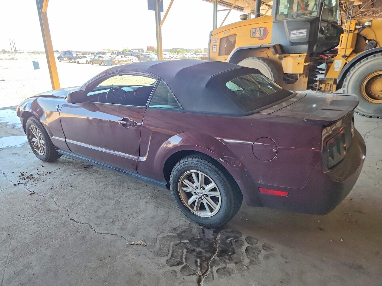 2007 Ford Mustang Maroon vin: 1ZVFT84N175196529