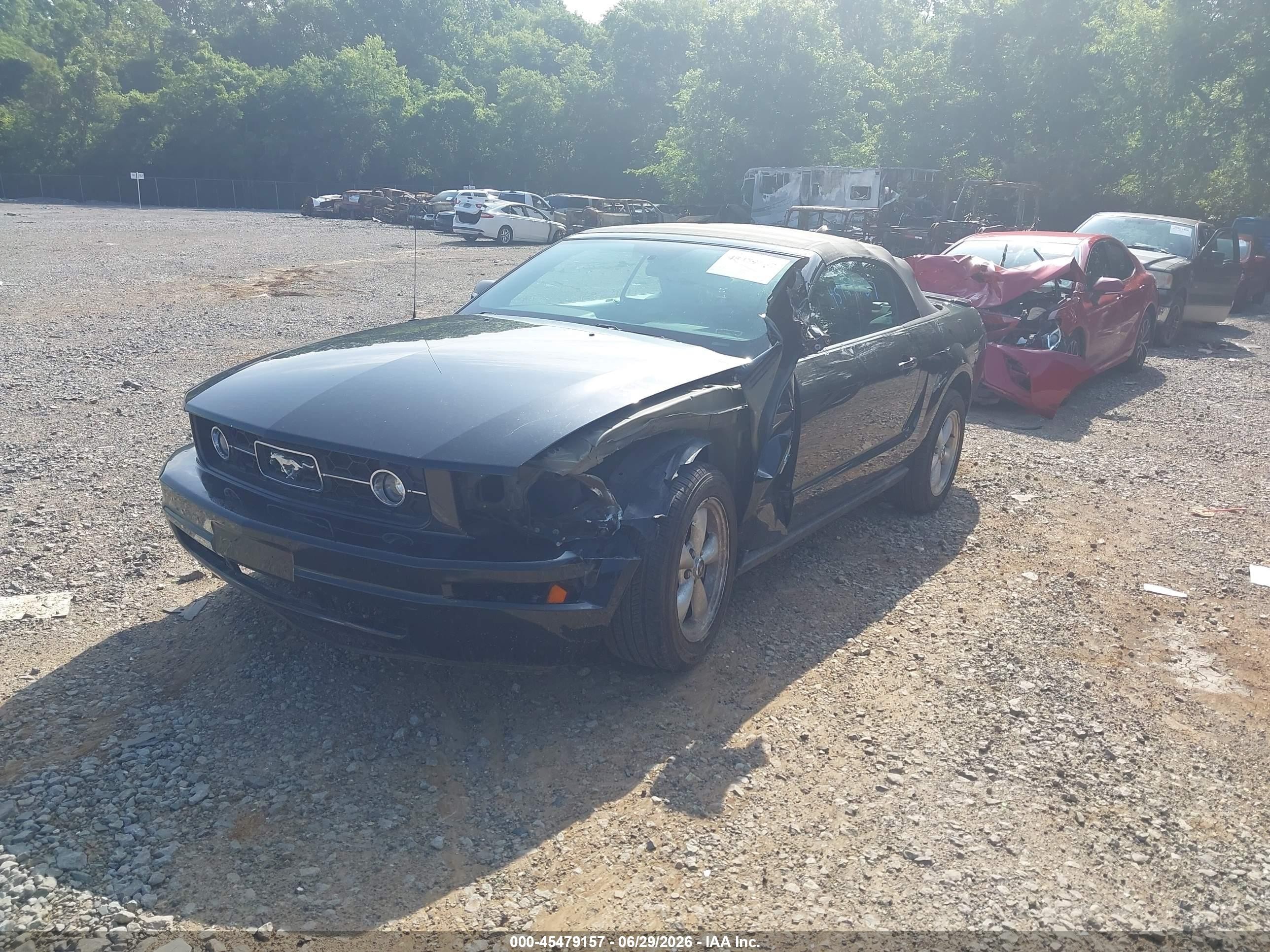 2007 Ford Mustang V6 Deluxe/v6 Premium Black vin: 1ZVFT84N175320637