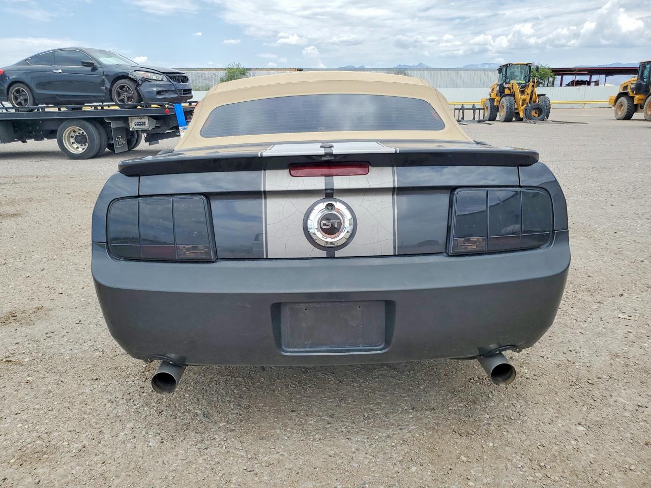 2007 Ford Mustang Gray vin: 1ZVFT84N275353744