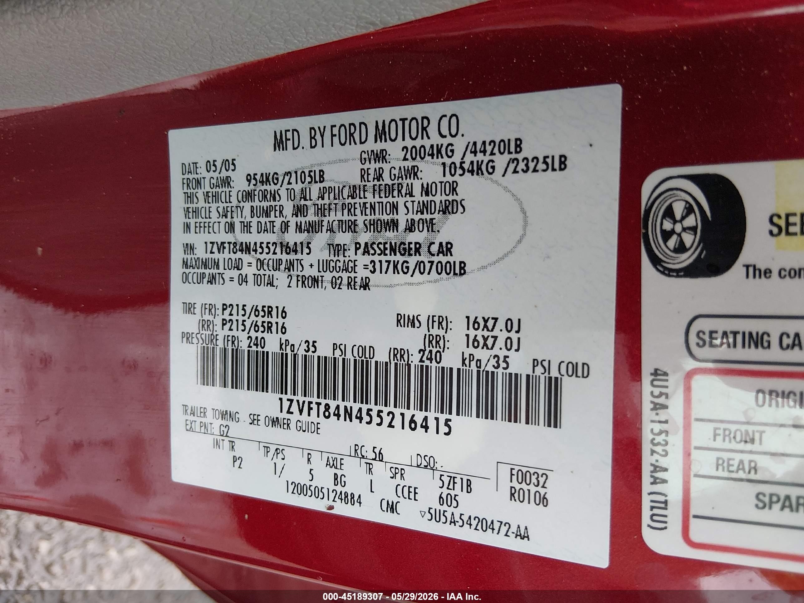 2005 Ford Mustang   Red vin: 1ZVFT84N455216415