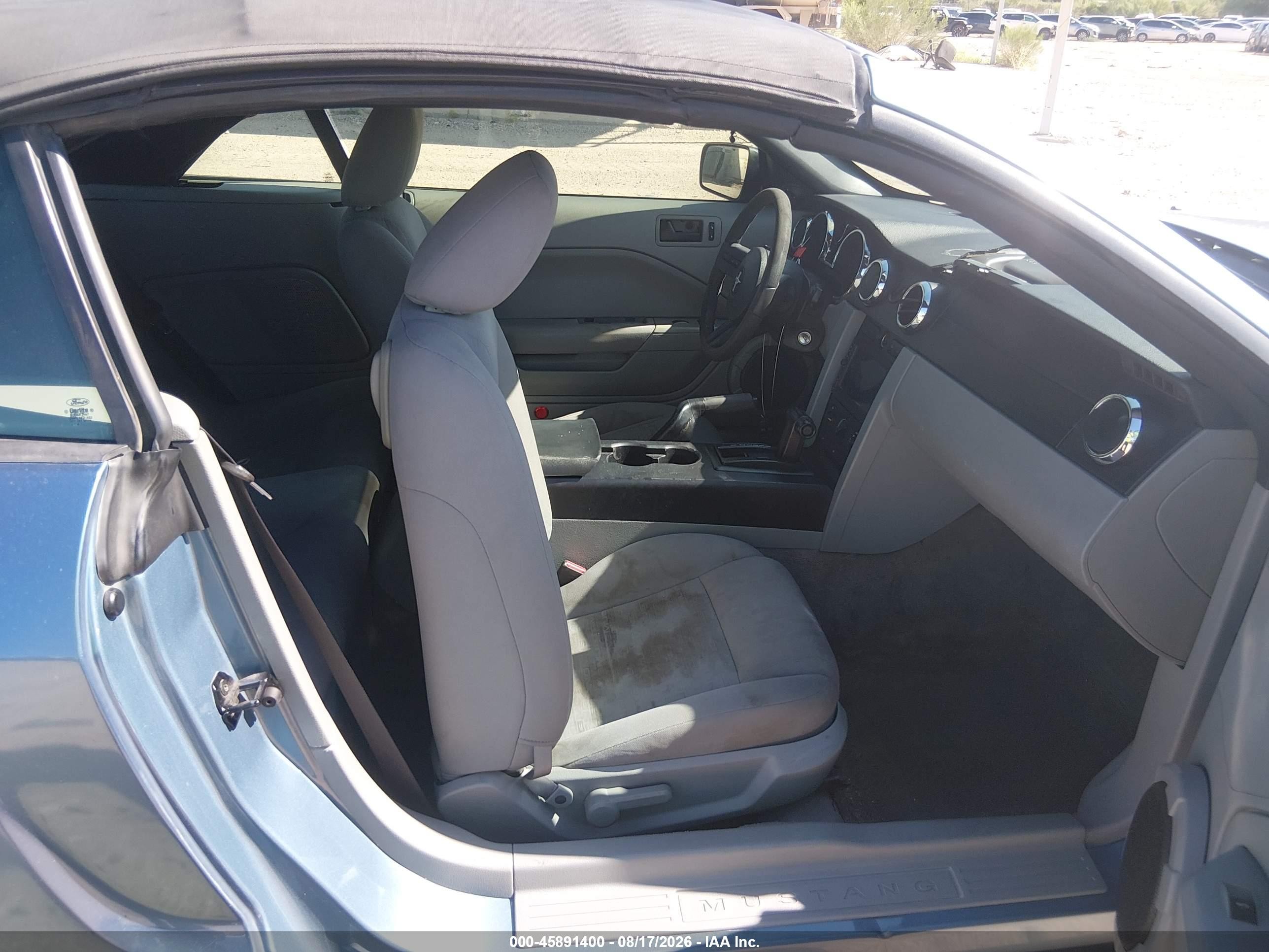 2006 Ford Mustang V6 Синий vin: 1ZVFT84N465228470