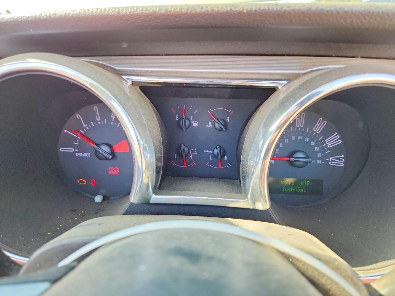 2005 Ford Mustang Green vin: 1ZVFT84N555244580