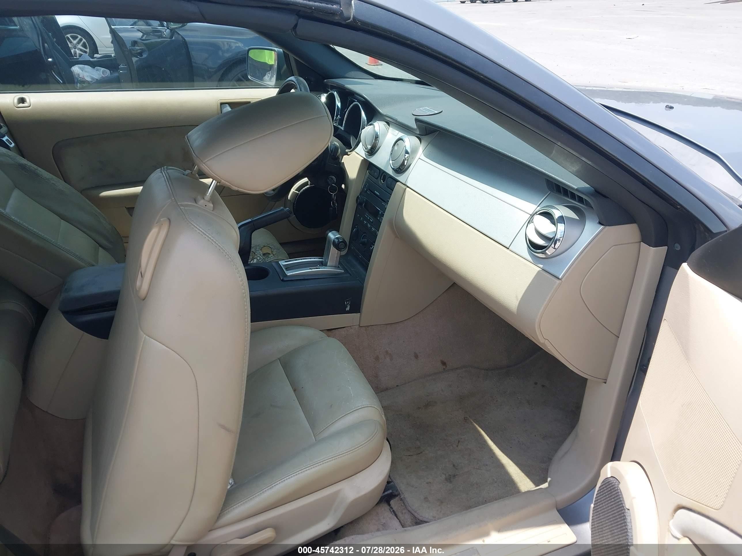 2006 Ford Mustang V6 Gray vin: 1ZVFT84N565259579
