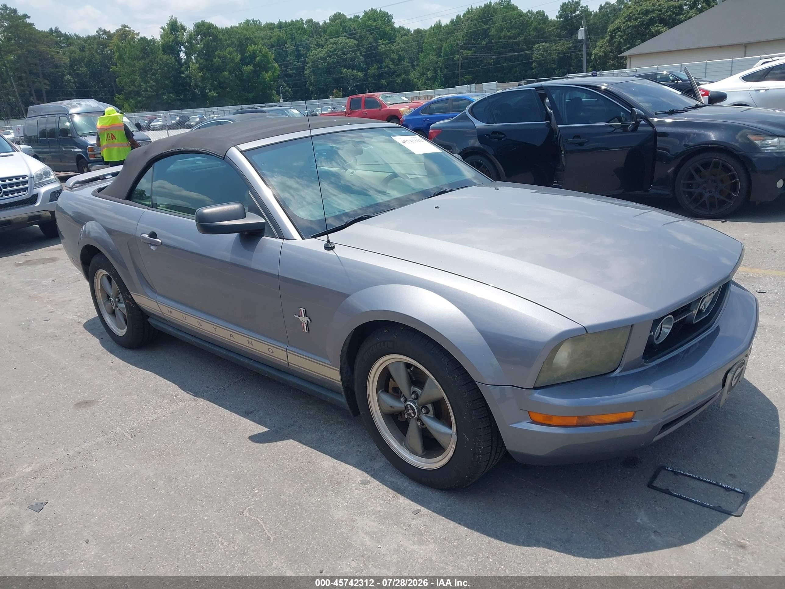 2006 Ford Mustang V6 Gray vin: 1ZVFT84N565259579
