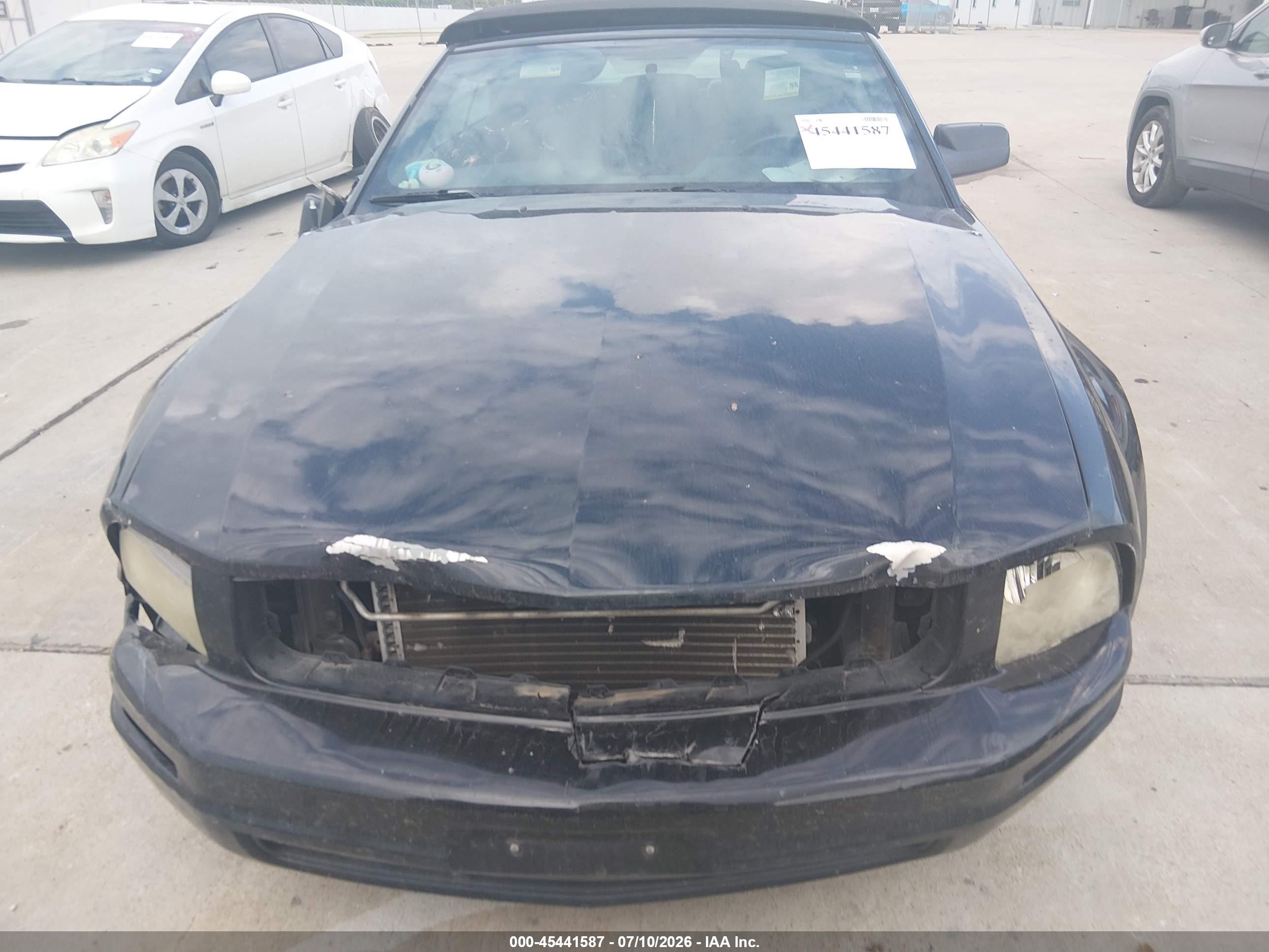 2007 Ford Mustang V6 Deluxe/v6 Premium Black vin: 1ZVFT84N575313805