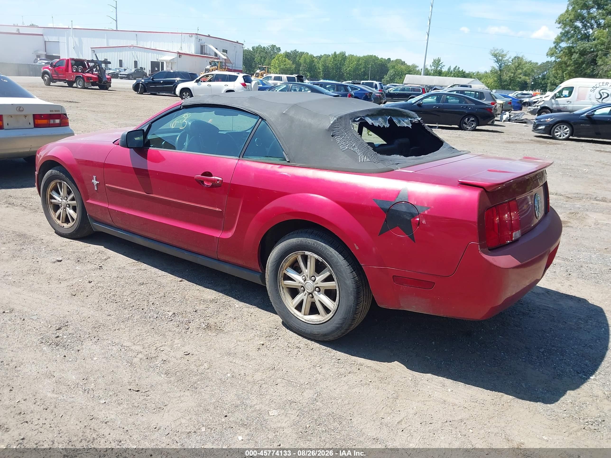 2007 Ford Mustang V6 Deluxe/v6 Premium Бордовый vin: 1ZVFT84N575355178