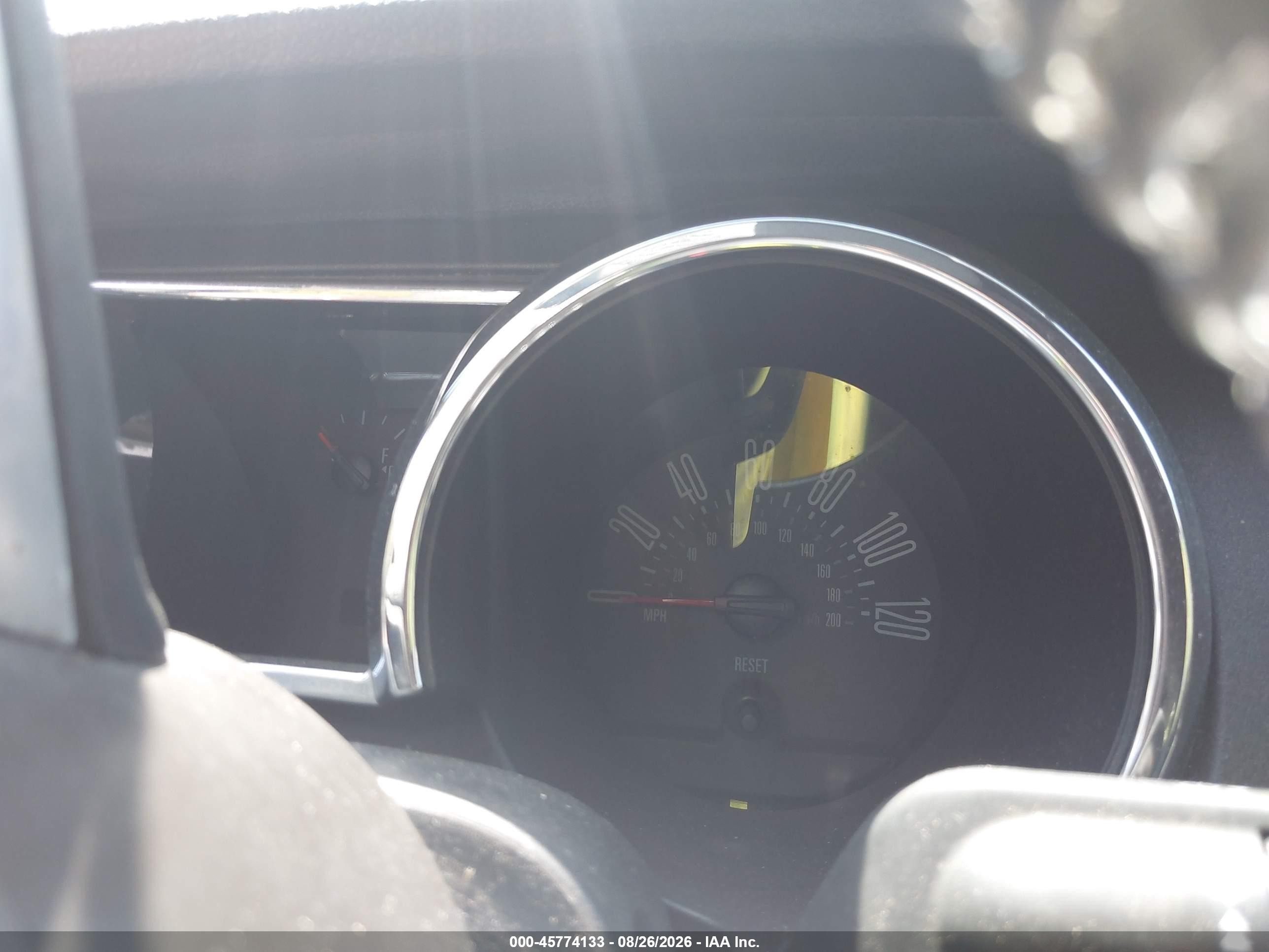 2007 Ford Mustang V6 Deluxe/v6 Premium Бордовый vin: 1ZVFT84N575355178
