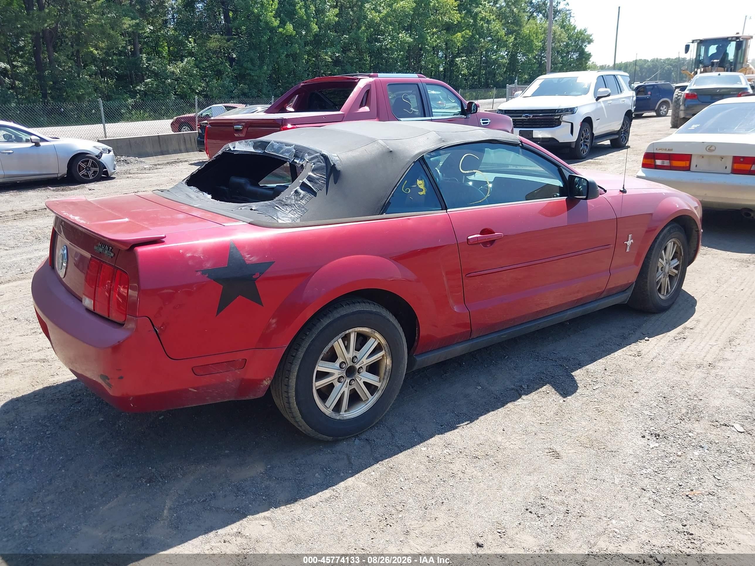 2007 Ford Mustang V6 Deluxe/v6 Premium Бордовый vin: 1ZVFT84N575355178
