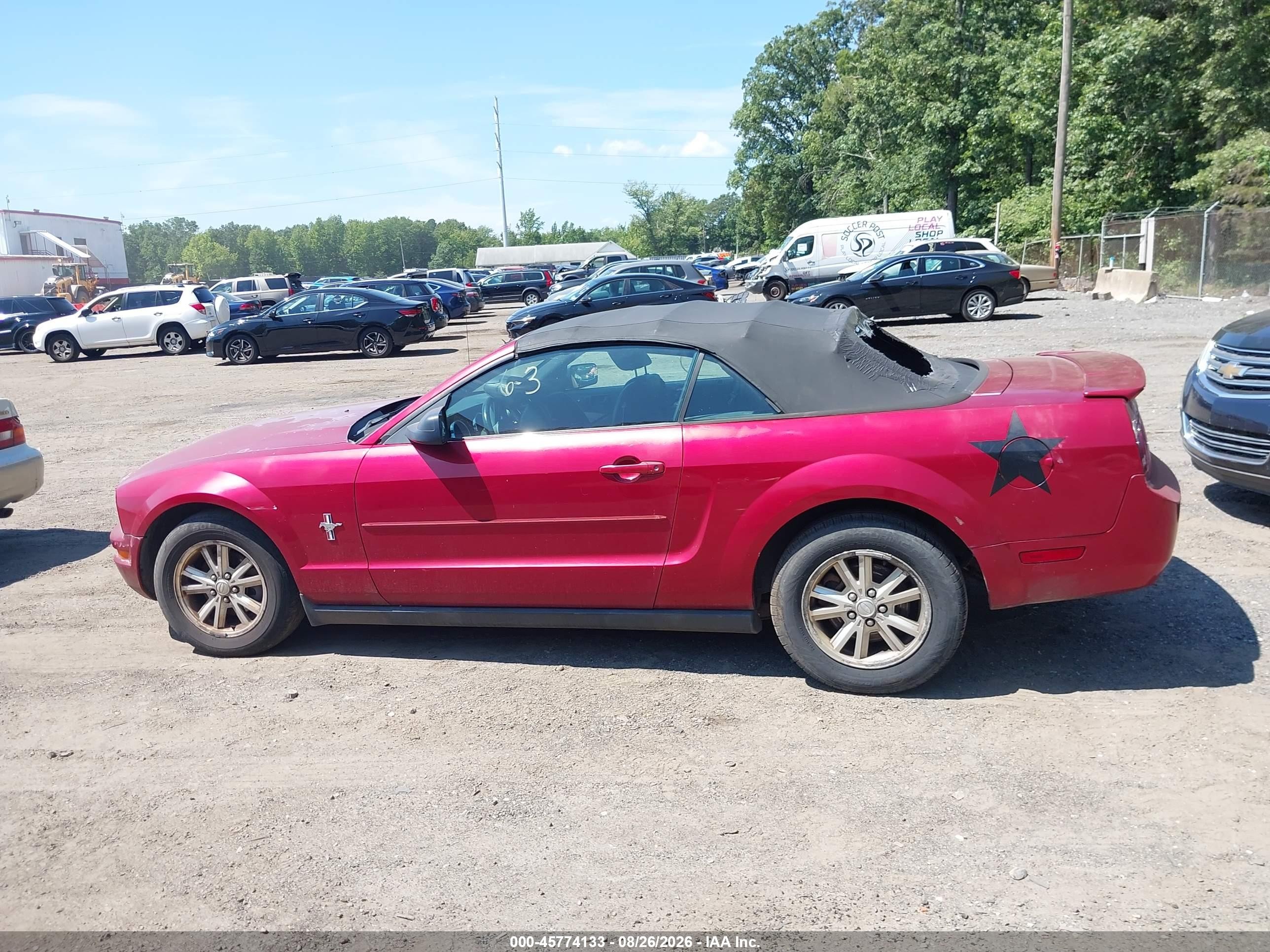 2007 Ford Mustang V6 Deluxe/v6 Premium Бордовый vin: 1ZVFT84N575355178