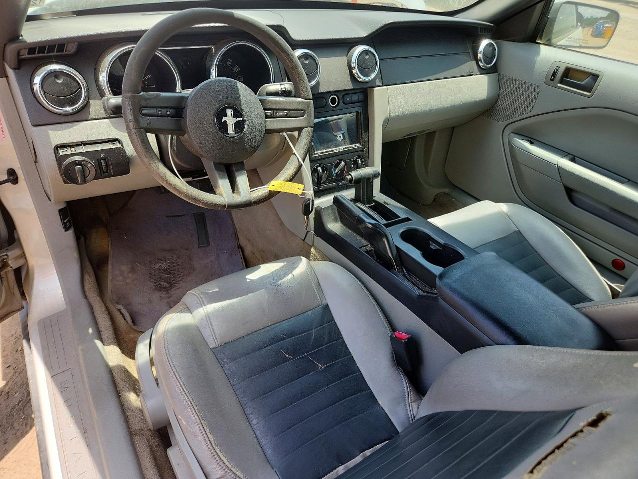 2005 Ford Mustang Silver vin: 1ZVFT84N655215976