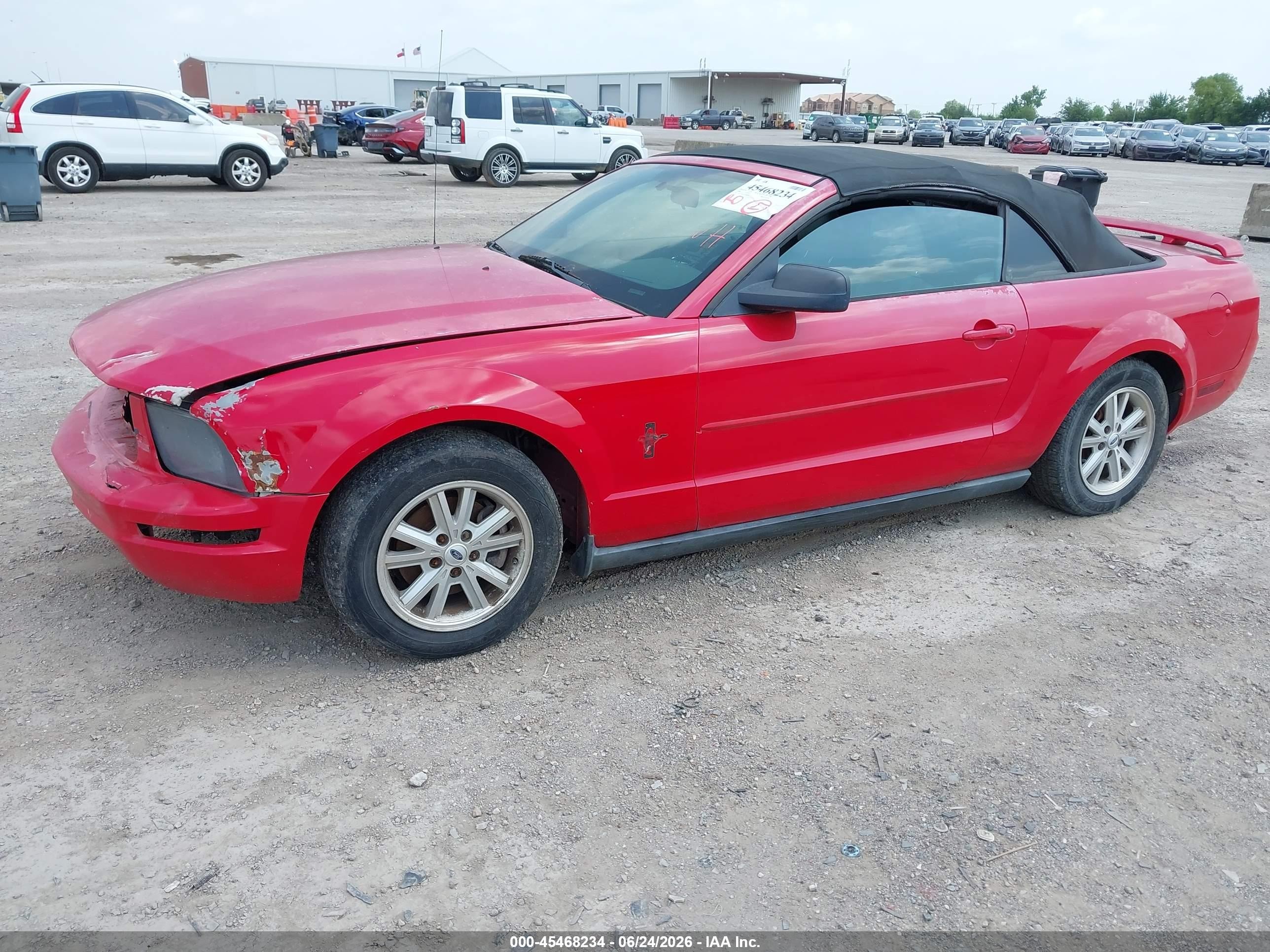 2006 Ford Mustang V6 Red vin: 1ZVFT84N665189140