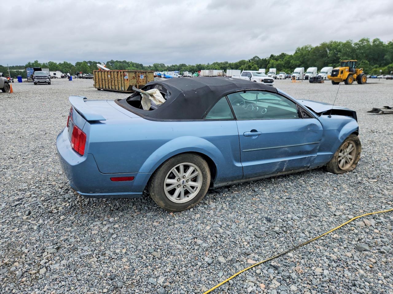 2006 Ford Mustang Blue vin: 1ZVFT84N665226591