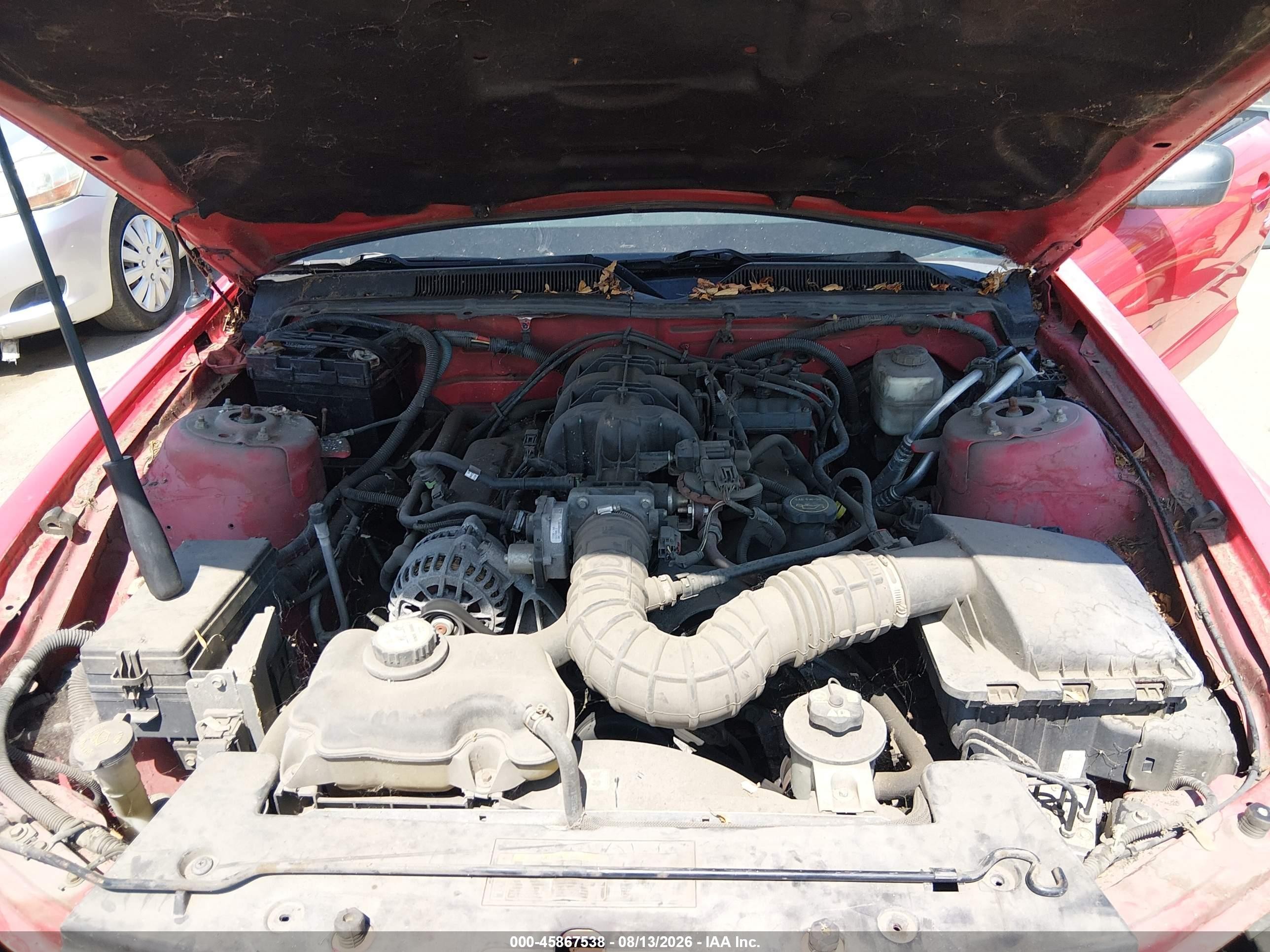 2007 Ford Mustang V6 Deluxe/v6 Premium Red vin: 1ZVFT84N775276594
