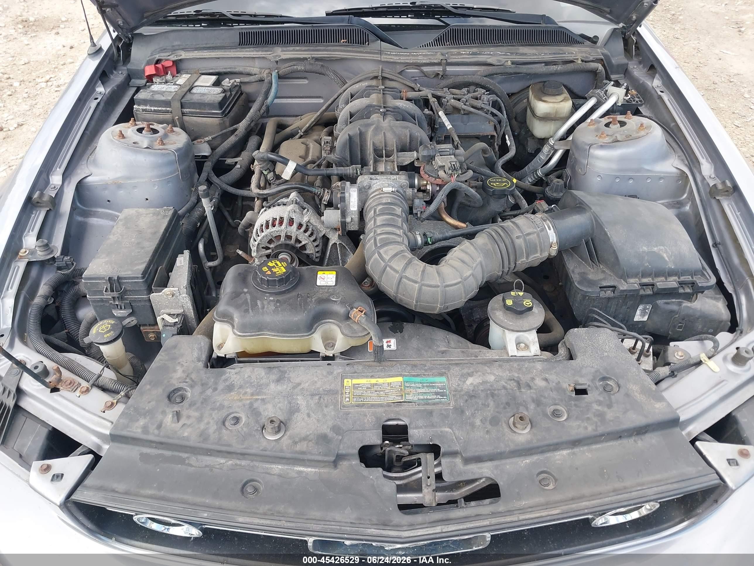 2007 Ford Mustang V6 Deluxe/v6 Premium Gray vin: 1ZVFT84N775361497