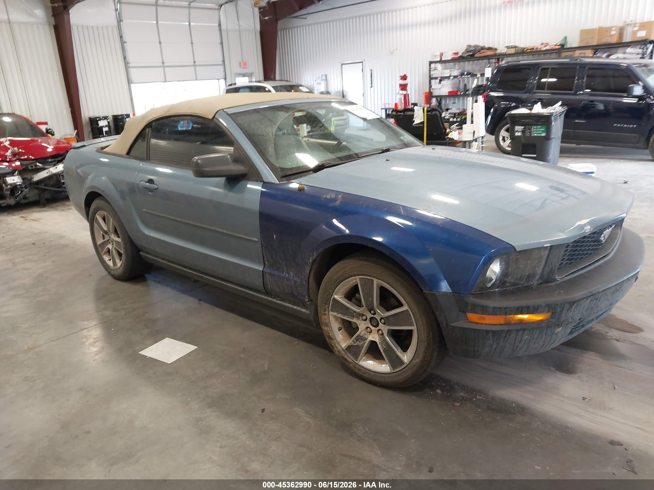 2007 Ford Mustang V6 Deluxe/v6 Premium Teal vin: 1ZVFT84N875295994