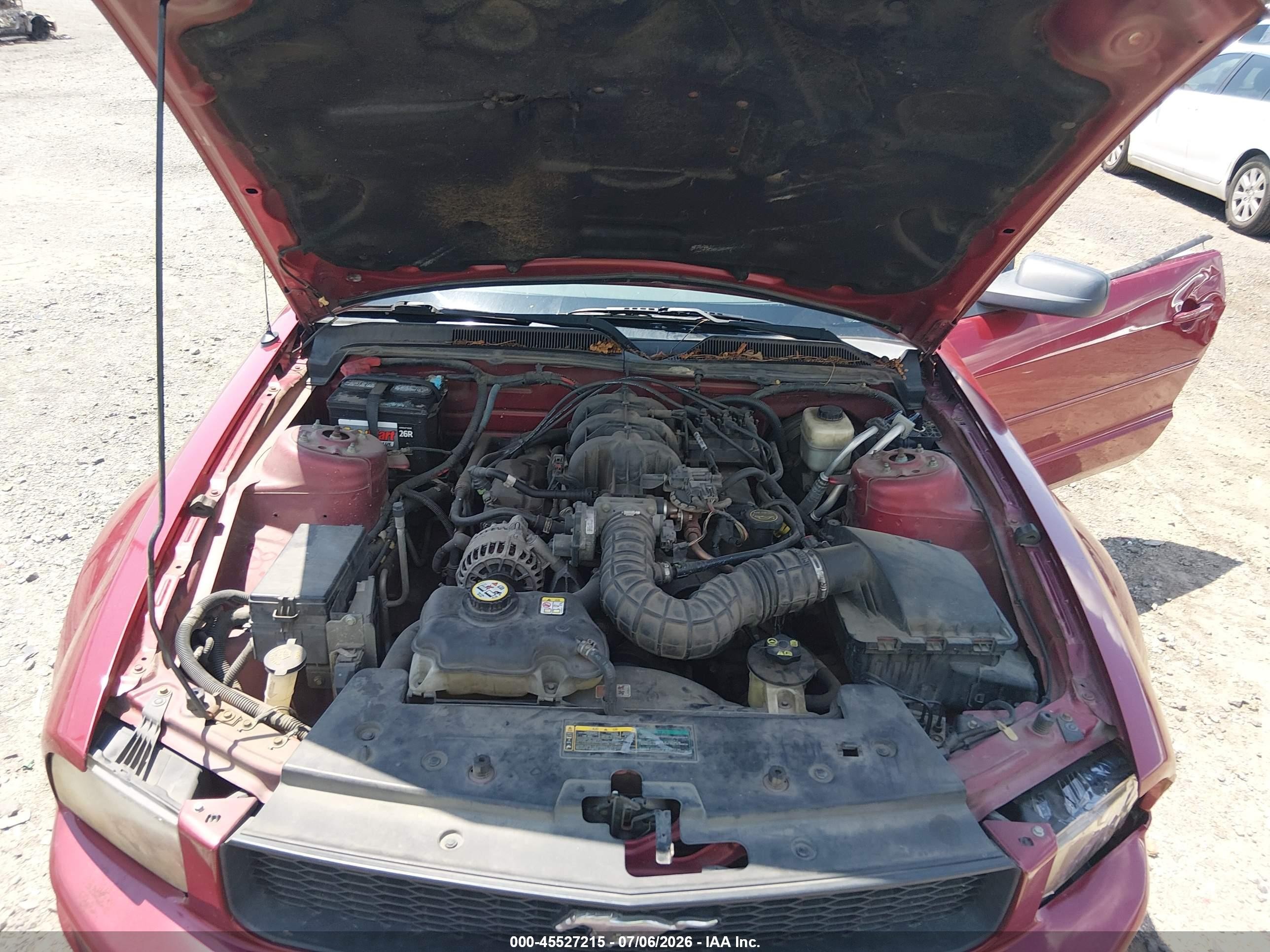 2007 Ford Mustang V6 Deluxe/v6 Premium Red vin: 1ZVFT84N975262115