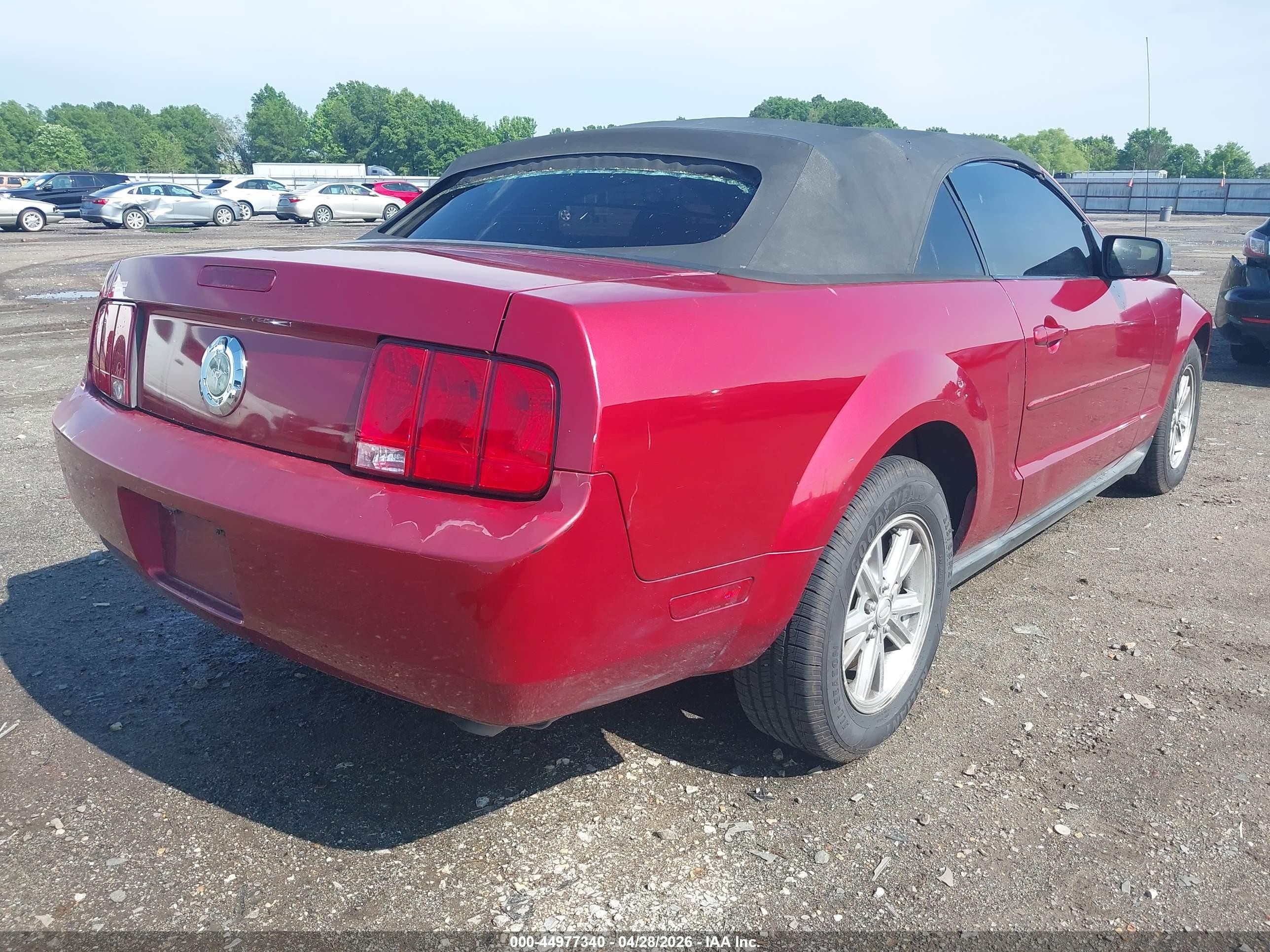 2007 Ford Mustang V6 Deluxe/v6 Premium Темно-бордовый vin: 1ZVFT84NX75278906