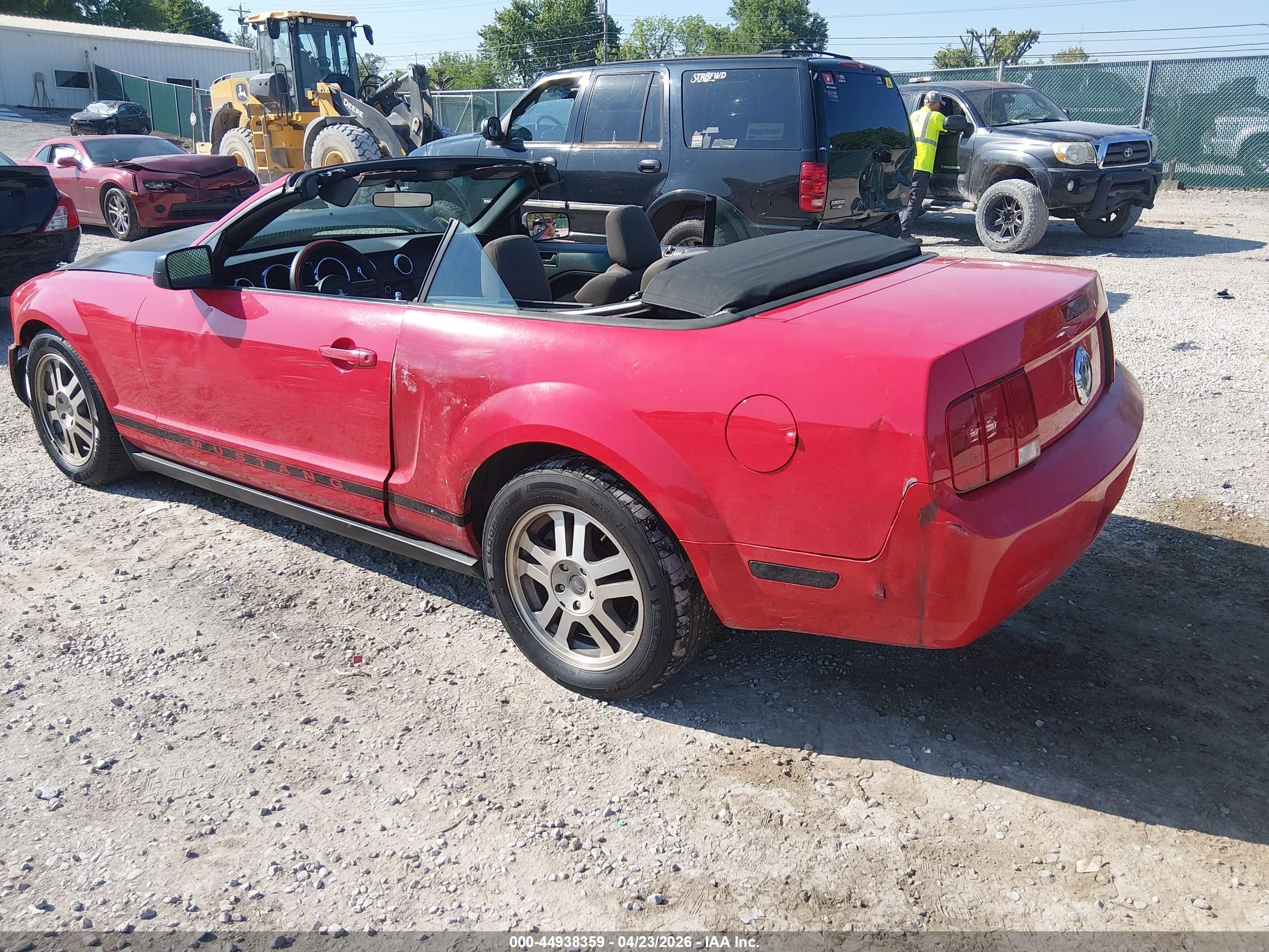 2007 Ford Mustang V6 Deluxe/v6 Premium Red vin: 1ZVFT84NX75313704
