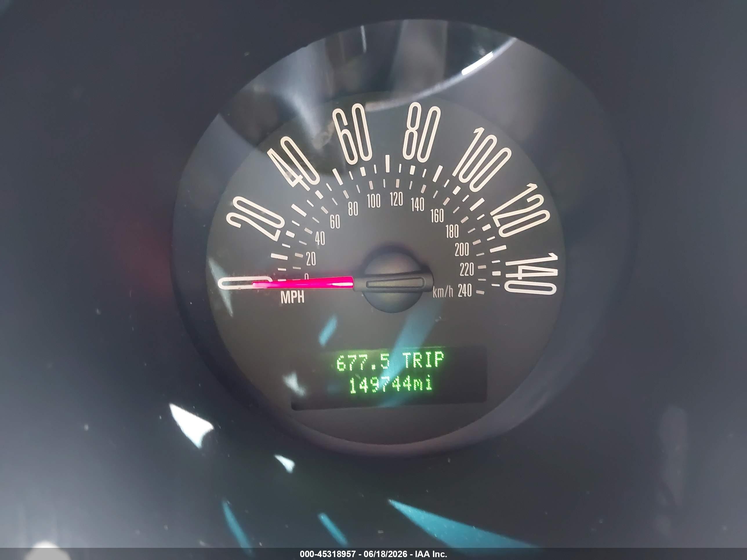 2006 Ford Mustang Gt Серебряный vin: 1ZVFT85H165163554