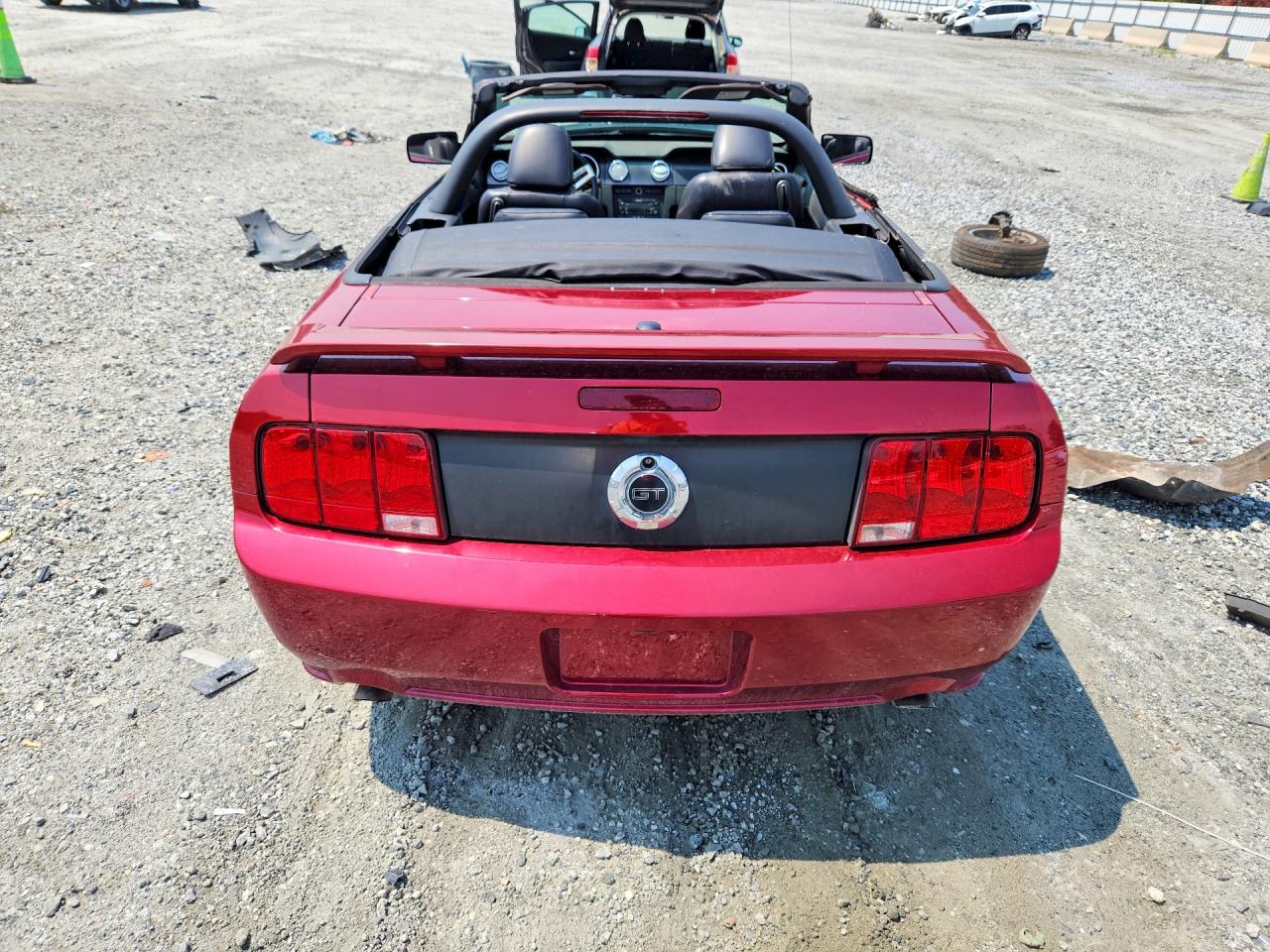 2007 Ford Mustang Gt Красный vin: 1ZVFT85H275227070