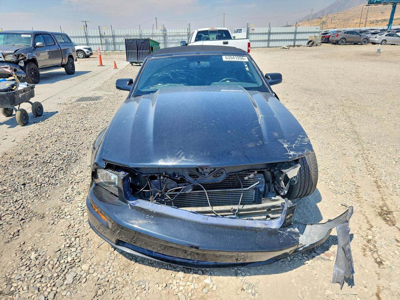 2007 Ford Mustang Gt Черный vin: 1ZVFT85H275325645