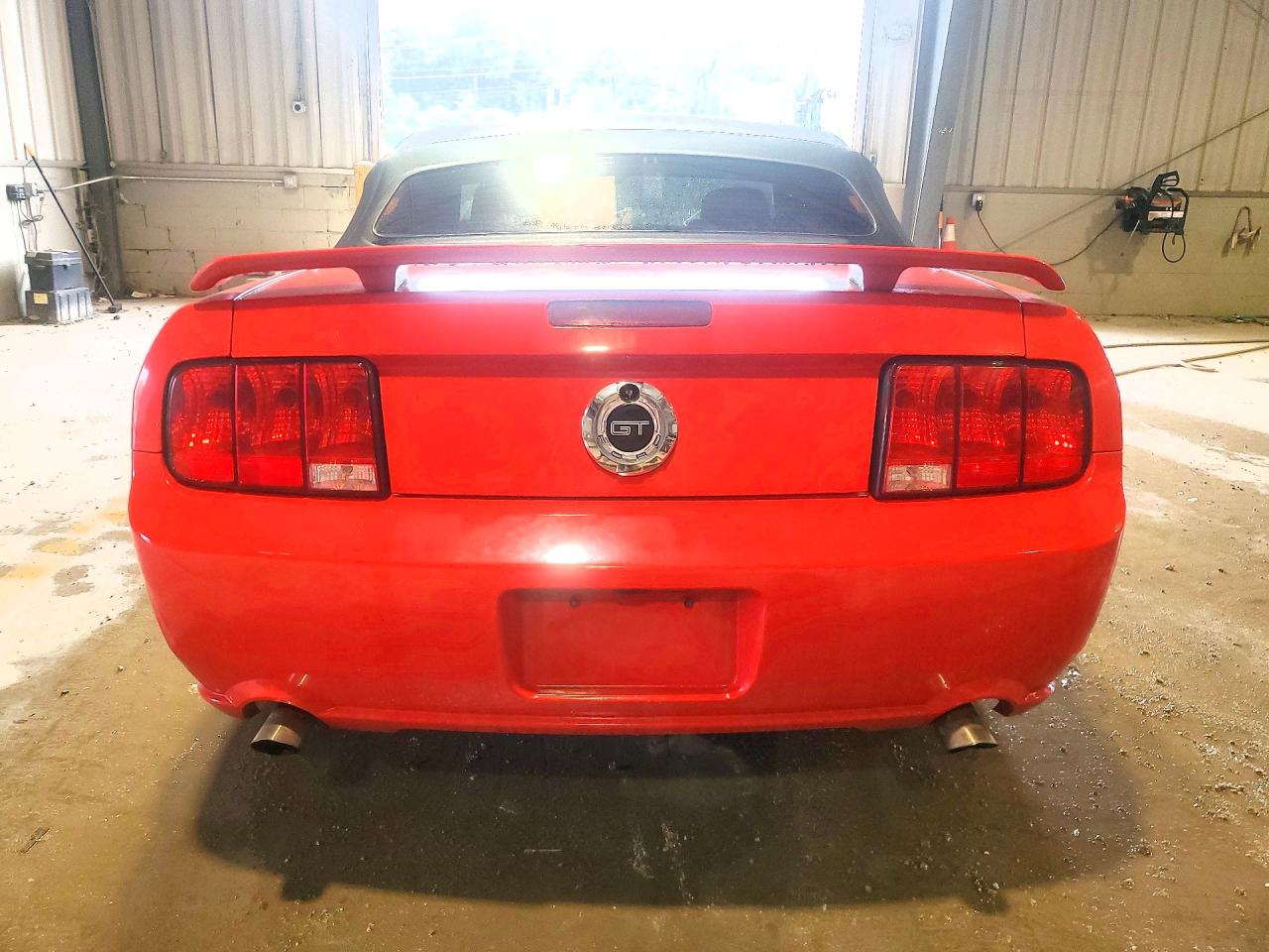 2006 Ford Mustang Gt Red vin: 1ZVFT85H465233290