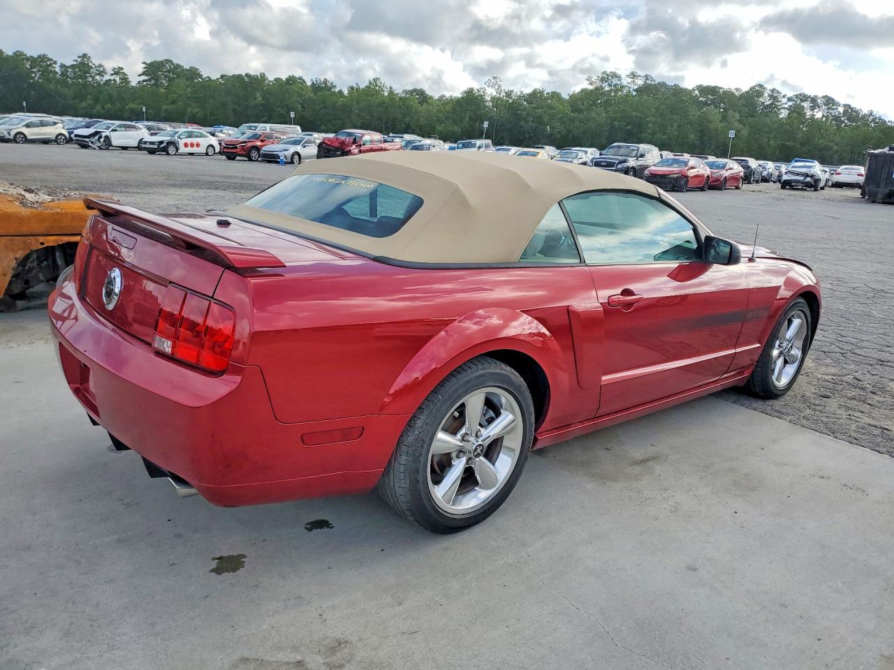2007 Ford Mustang Gt Red vin: 1ZVFT85H475347663