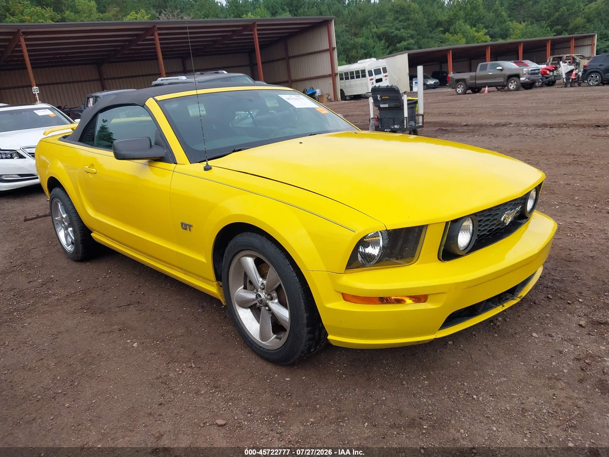 2006 Ford Mustang Gt Желтый vin: 1ZVFT85H765231128