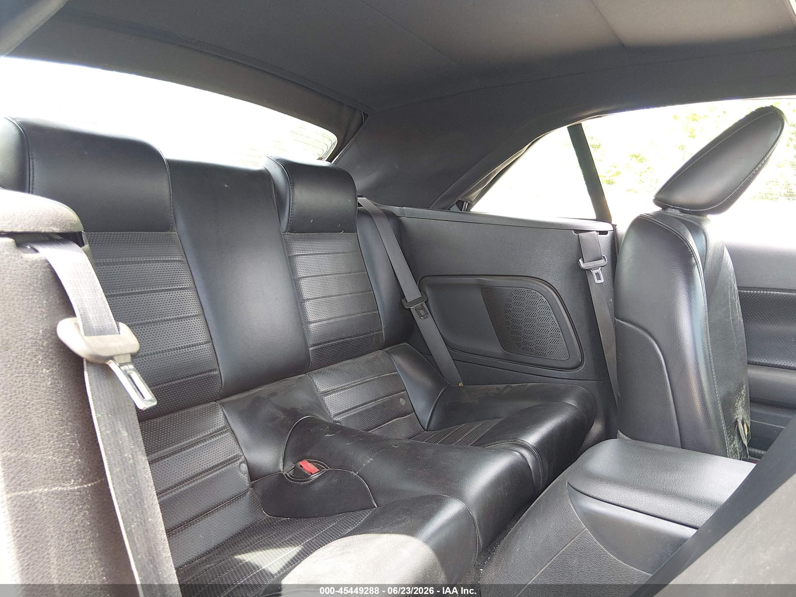 2007 Ford Mustang Gt Deluxe/gt Premium Красный vin: 1ZVFT85H875304718