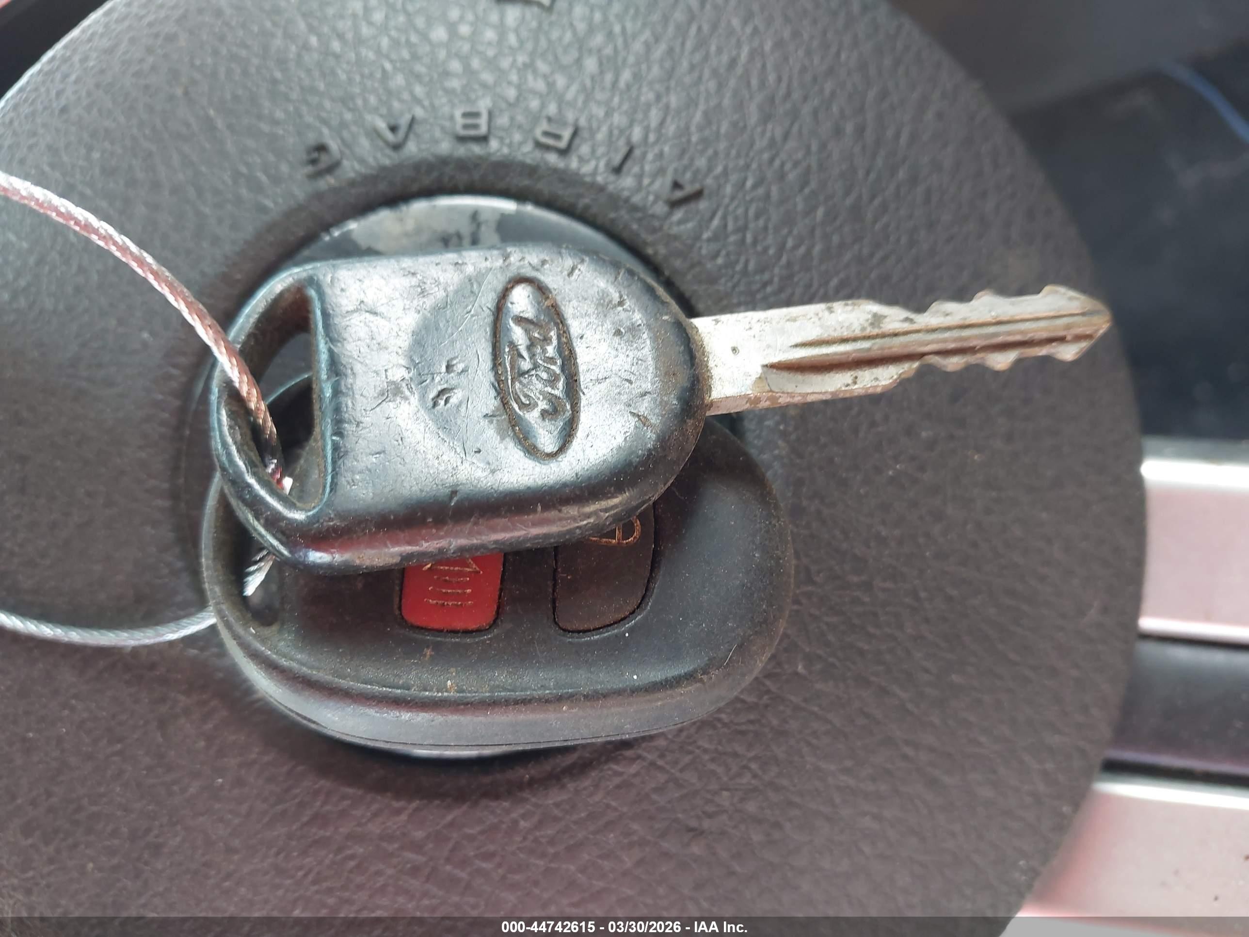 2005 Ford Mustang Gt Черный vin: 1ZVFT85H955182836