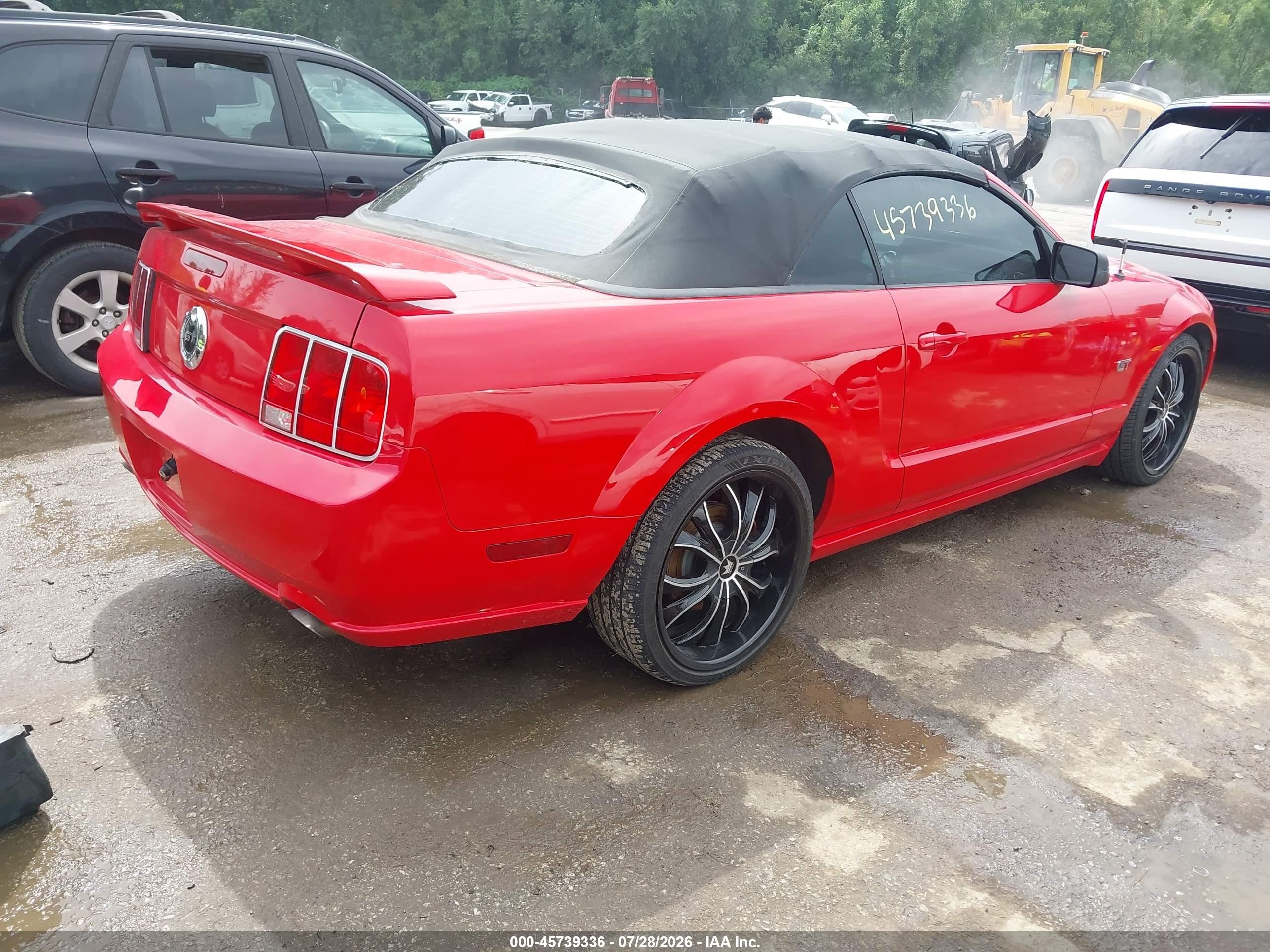 2006 Ford Mustang Gt Красный vin: 1ZVFT85H965256144