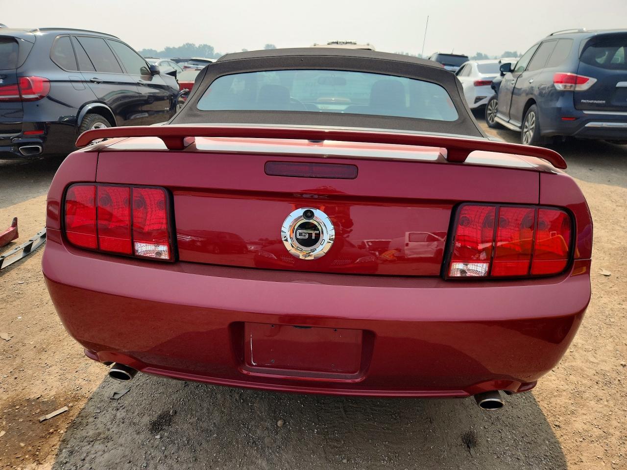 2007 Ford Mustang Gt Красный vin: 1ZVFT85H975335282