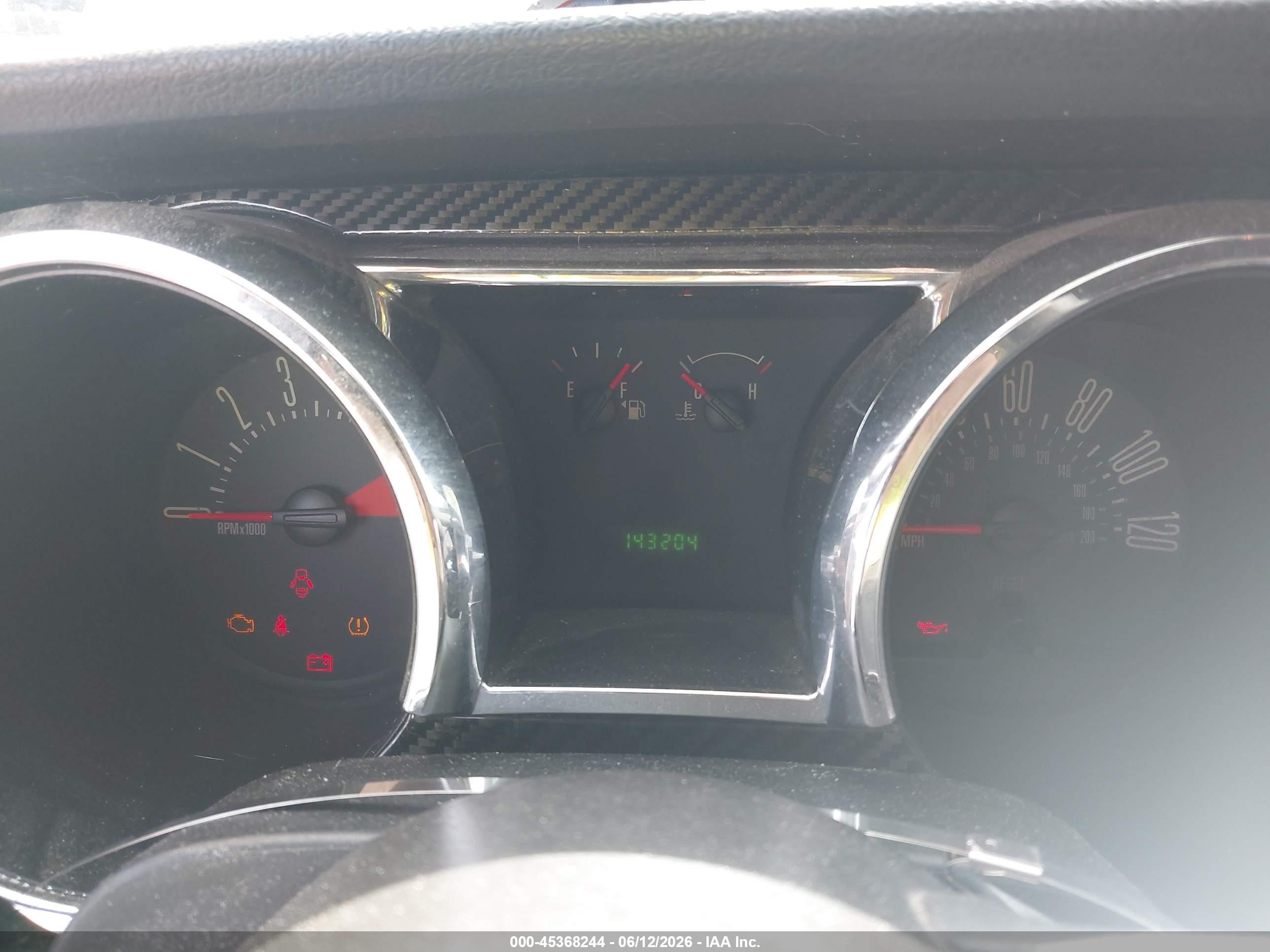 2008 Ford Mustang V6 Deluxe/v6 Premium Silver vin: 1ZVHT80N085106061
