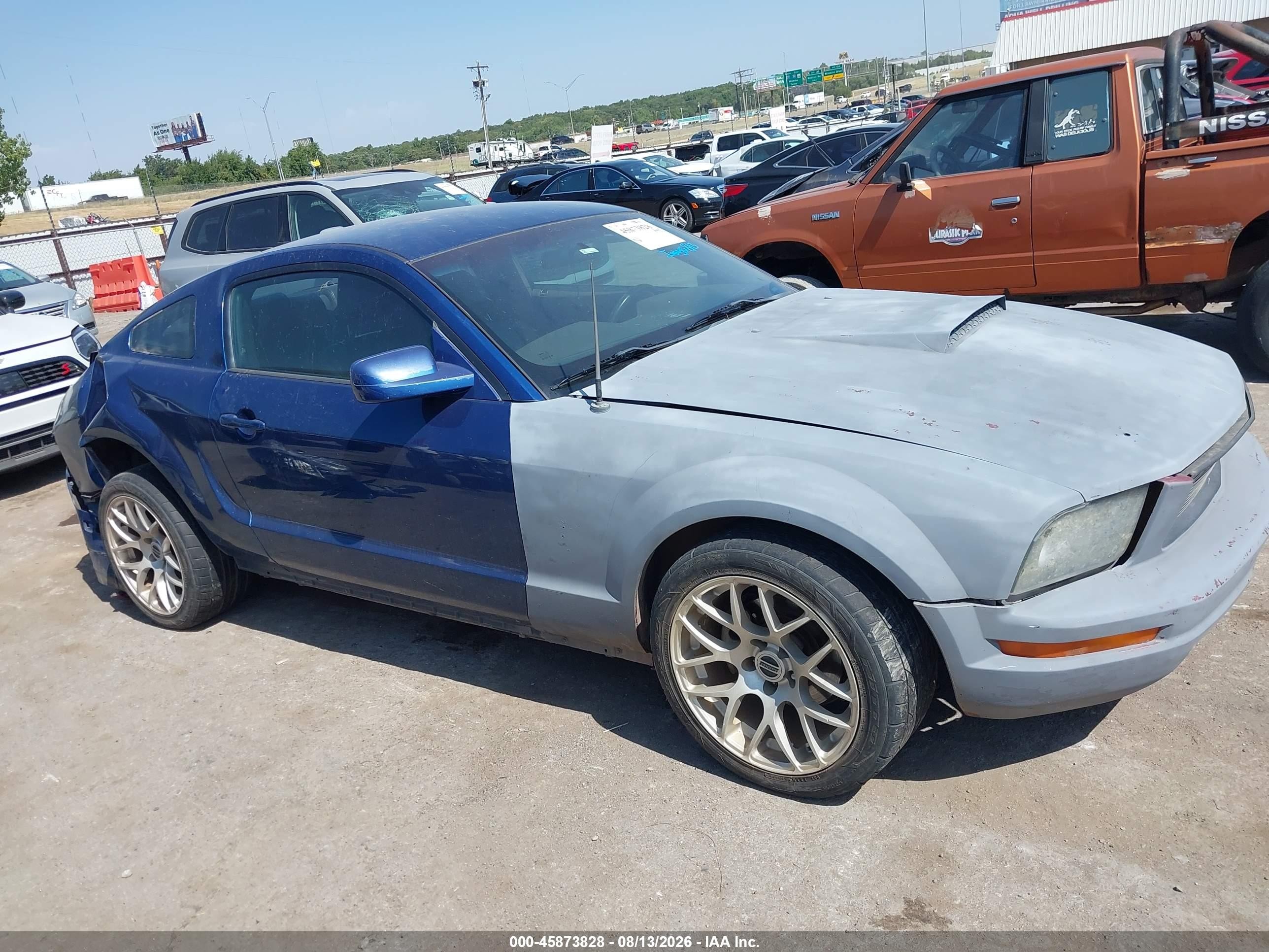 2008 Ford Mustang V6 Deluxe/v6 Premium Синий vin: 1ZVHT80N085120297