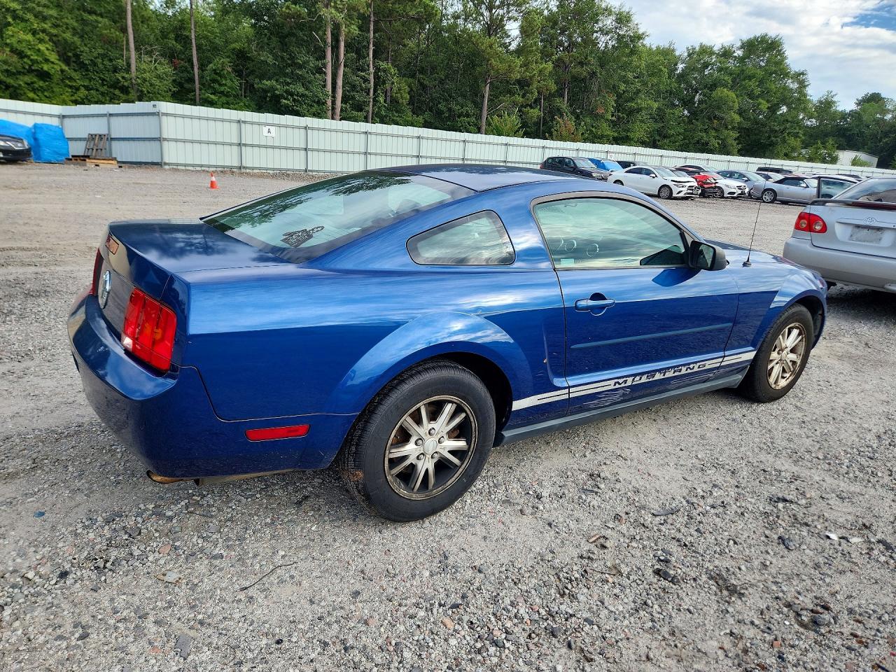 2008 Ford Mustang Blue vin: 1ZVHT80N085150089