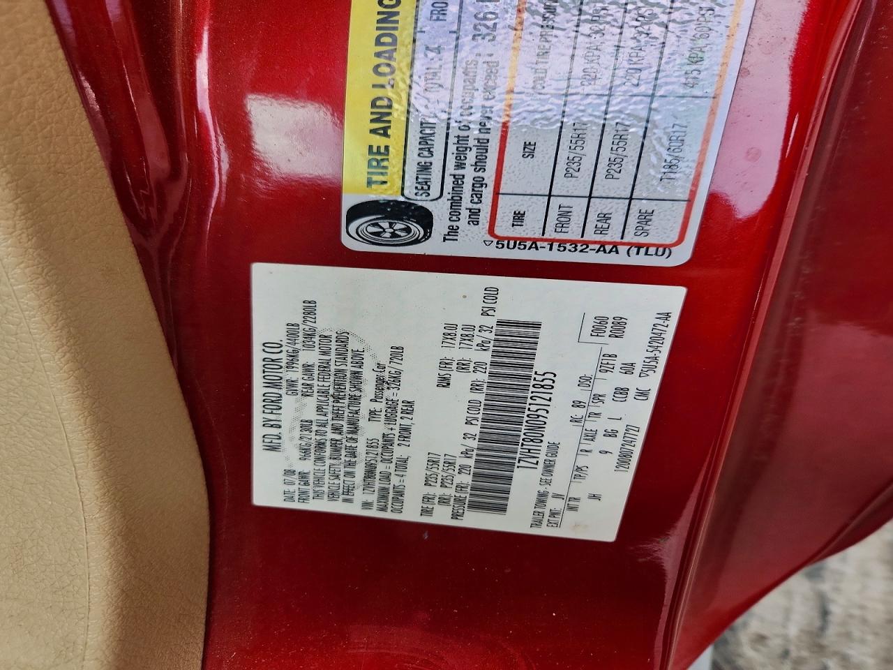 2009 Ford Mustang Red vin: 1ZVHT80N095121855