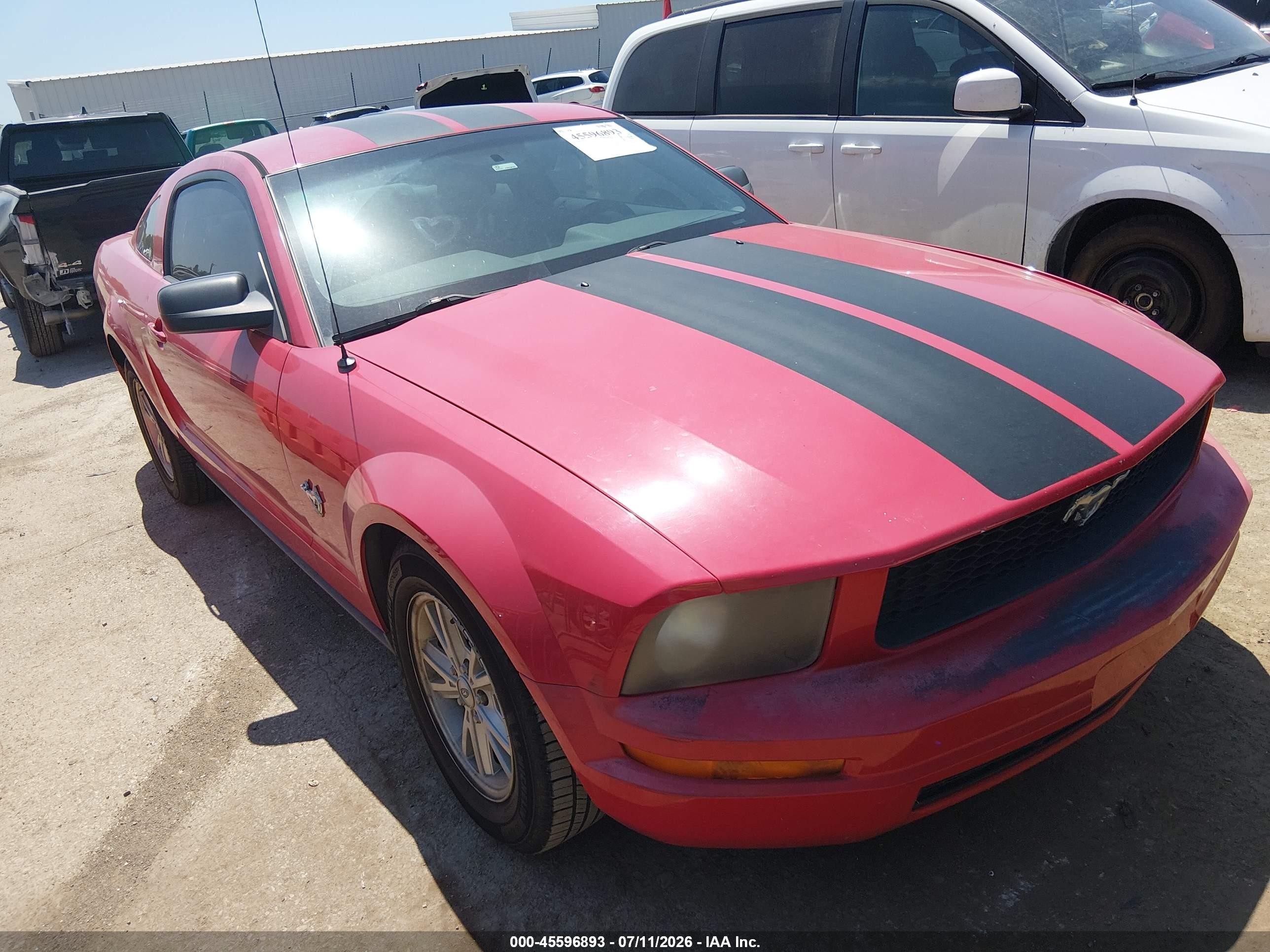 2009 Ford Mustang V6/v6 Premium Red vin: 1ZVHT80N095126263