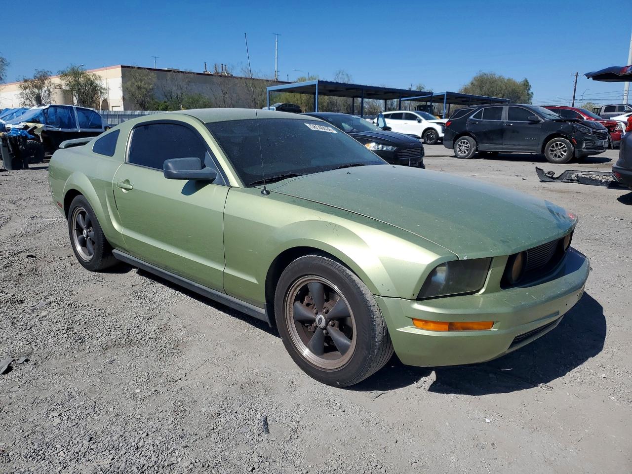 2006 Ford Mustang Green vin: 1ZVHT80N165140071