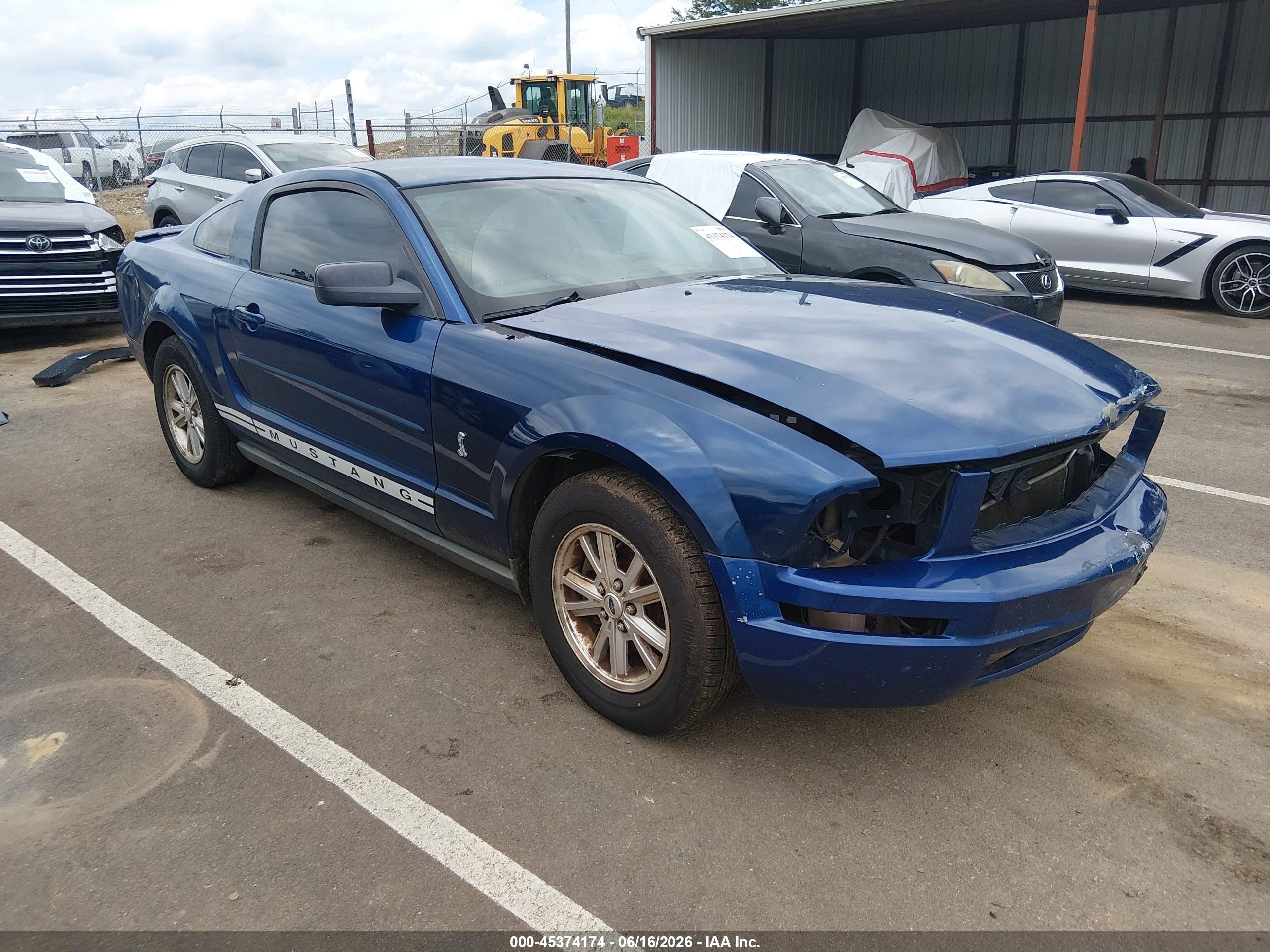 2008 Ford Mustang V6 Deluxe/v6 Premium Синий vin: 1ZVHT80N185208422