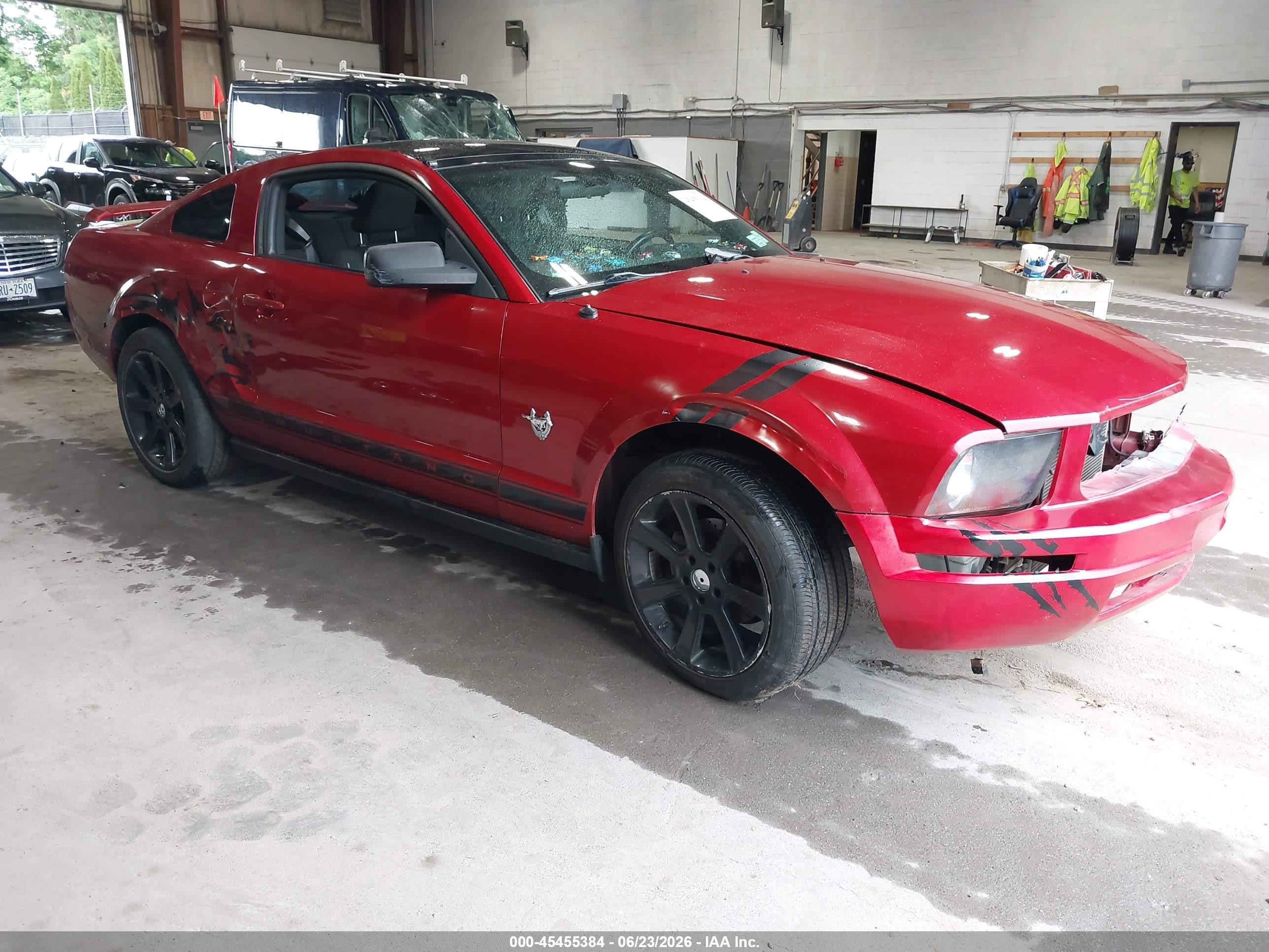 2009 Ford Mustang V6/v6 Premium Red vin: 1ZVHT80N195114297
