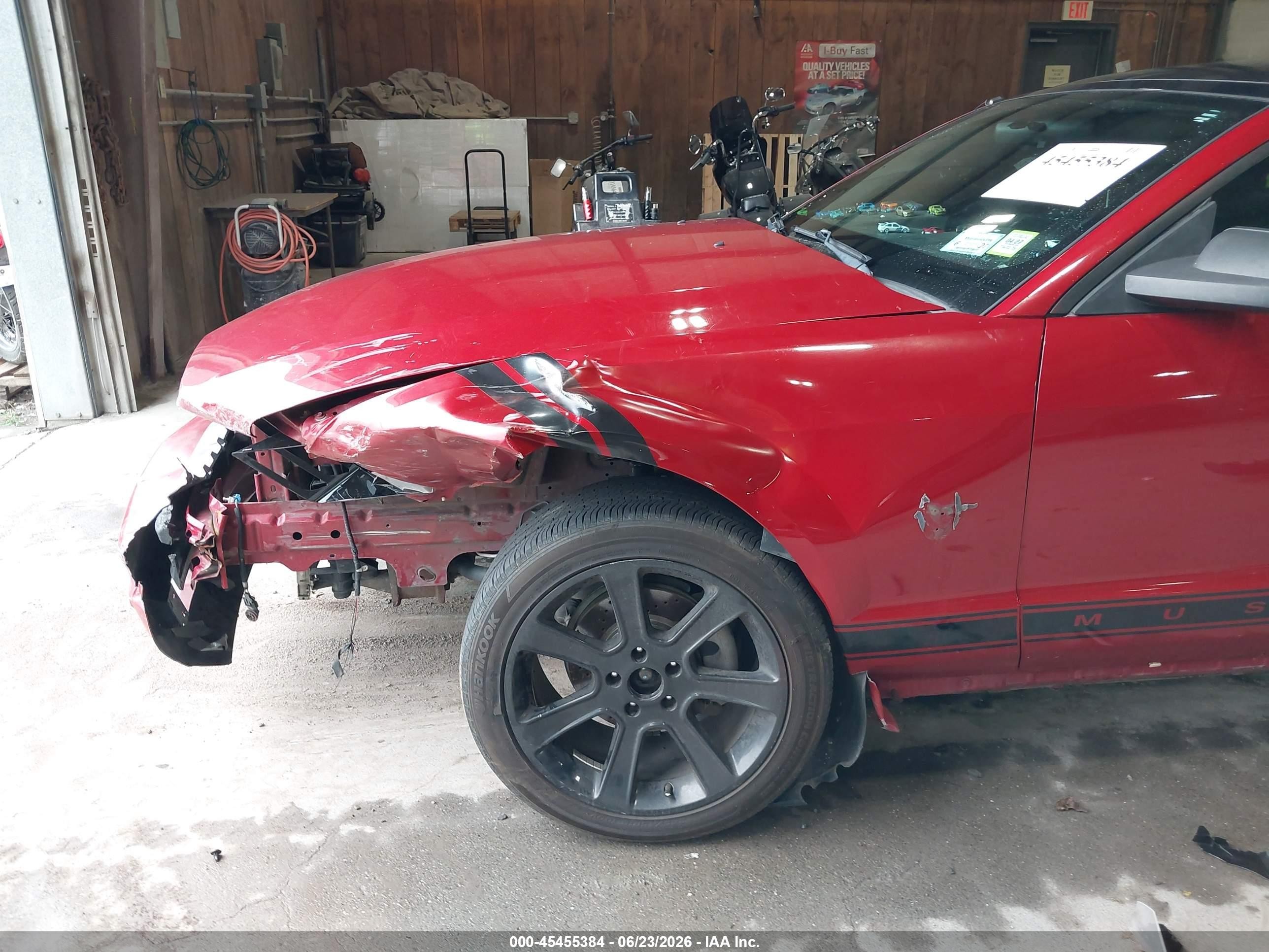 2009 Ford Mustang V6/v6 Premium Red vin: 1ZVHT80N195114297