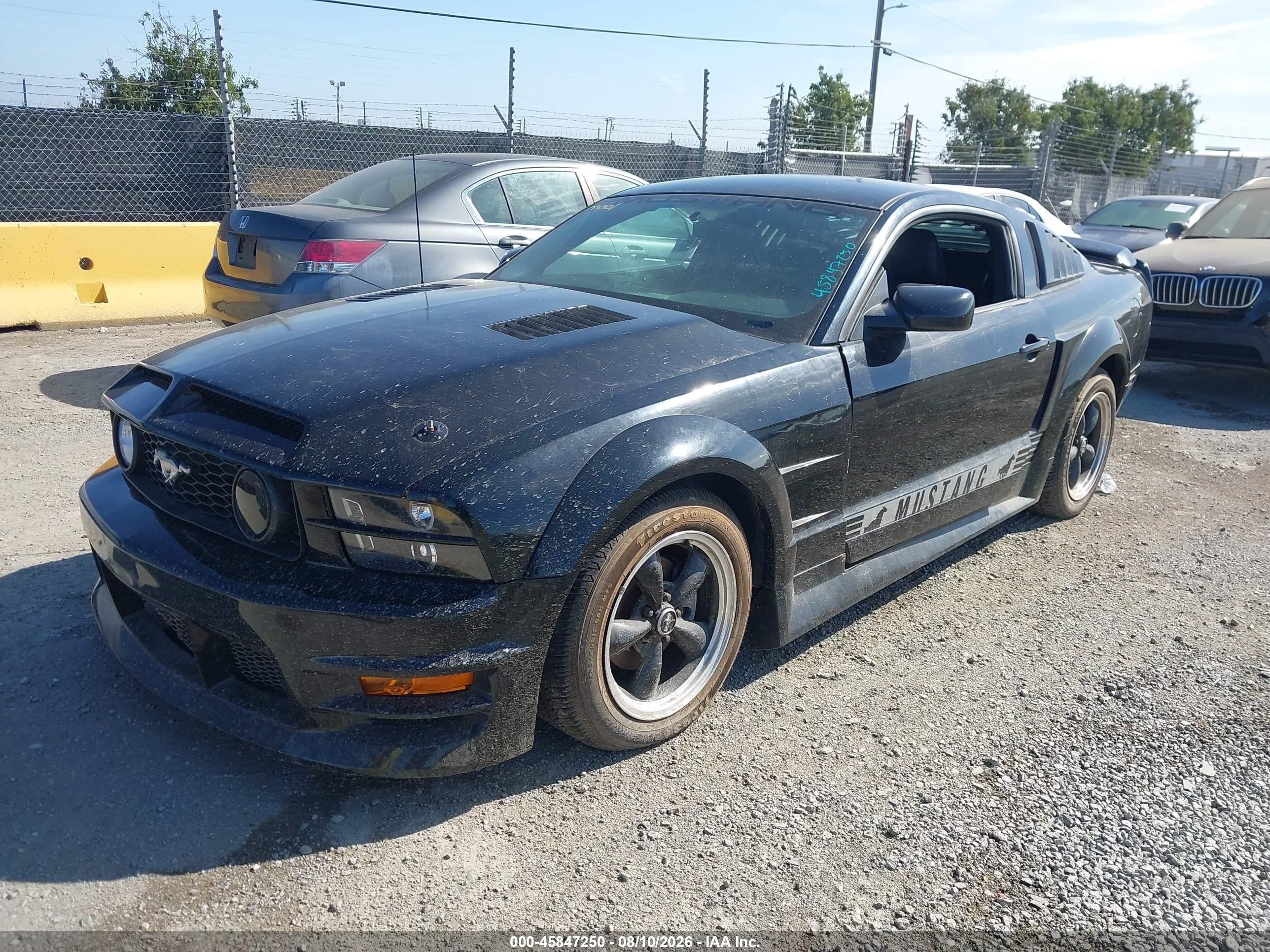 2005 Ford Mustang V6 Deluxe/v6 Premium Black vin: 1ZVHT80N255233518