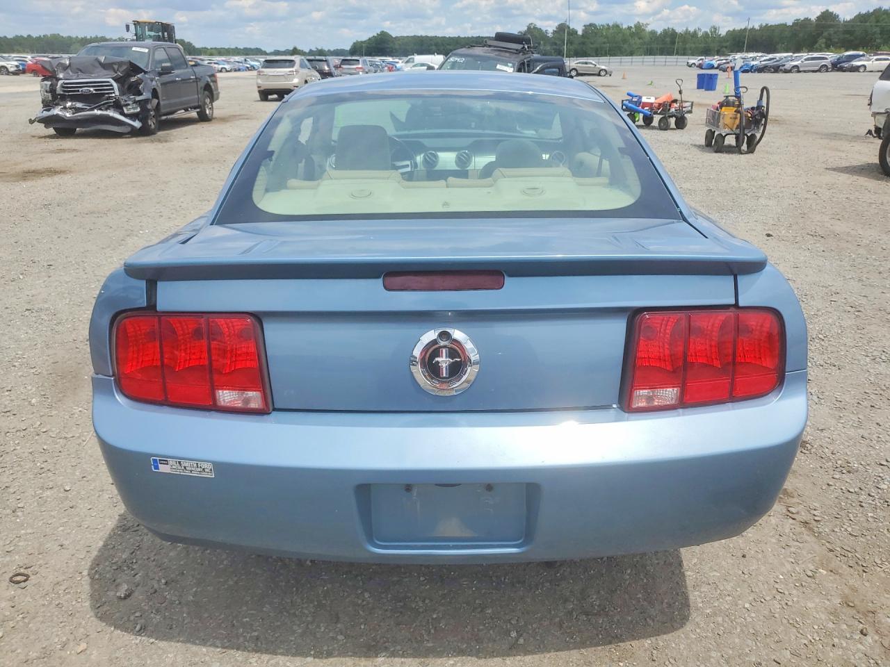 2007 Ford Mustang Blue vin: 1ZVHT80N275219220