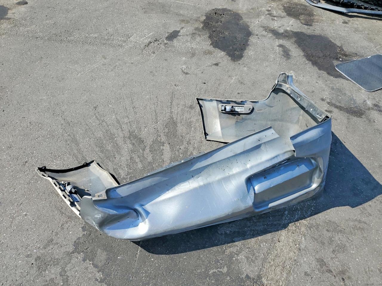 2008 Ford Mustang Silver vin: 1ZVHT80N285207344