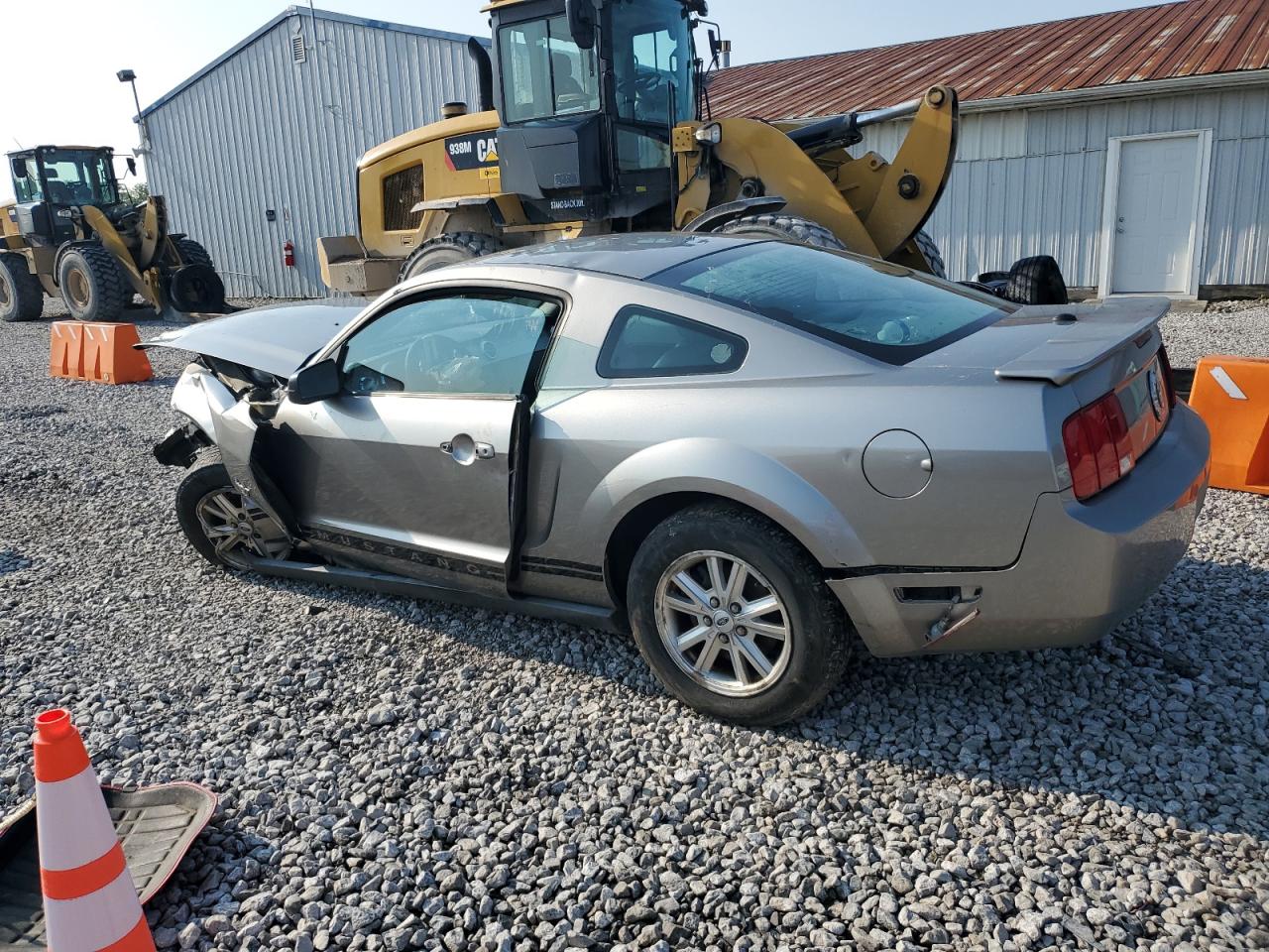 2009 Ford Mustang Серый vin: 1ZVHT80N395122157