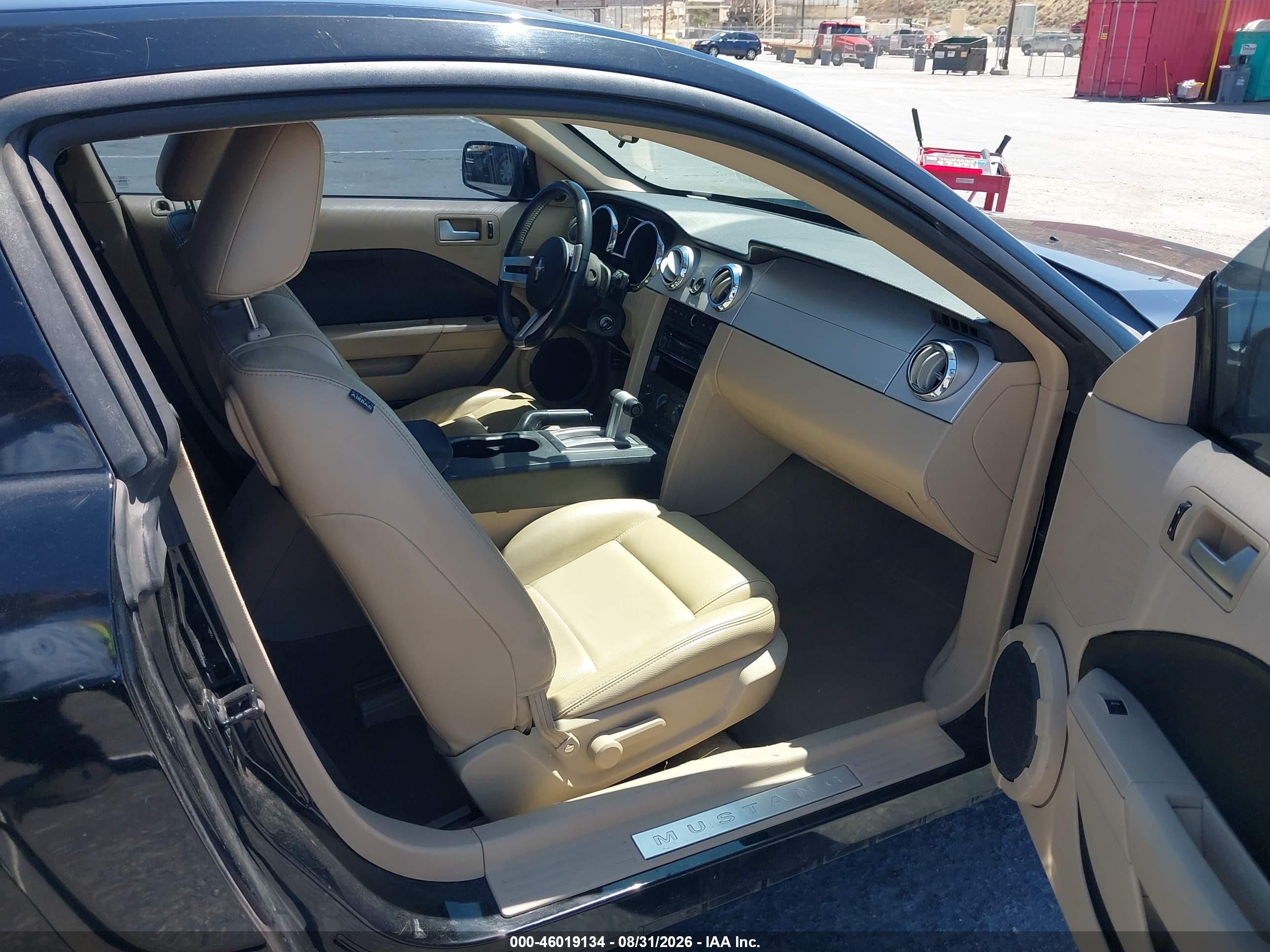 2006 Ford Mustang V6 Black vin: 1ZVHT80N465128478
