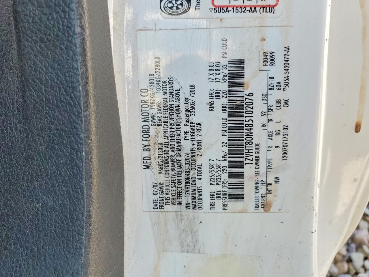2008 Ford Mustang White vin: 1ZVHT80N485102076
